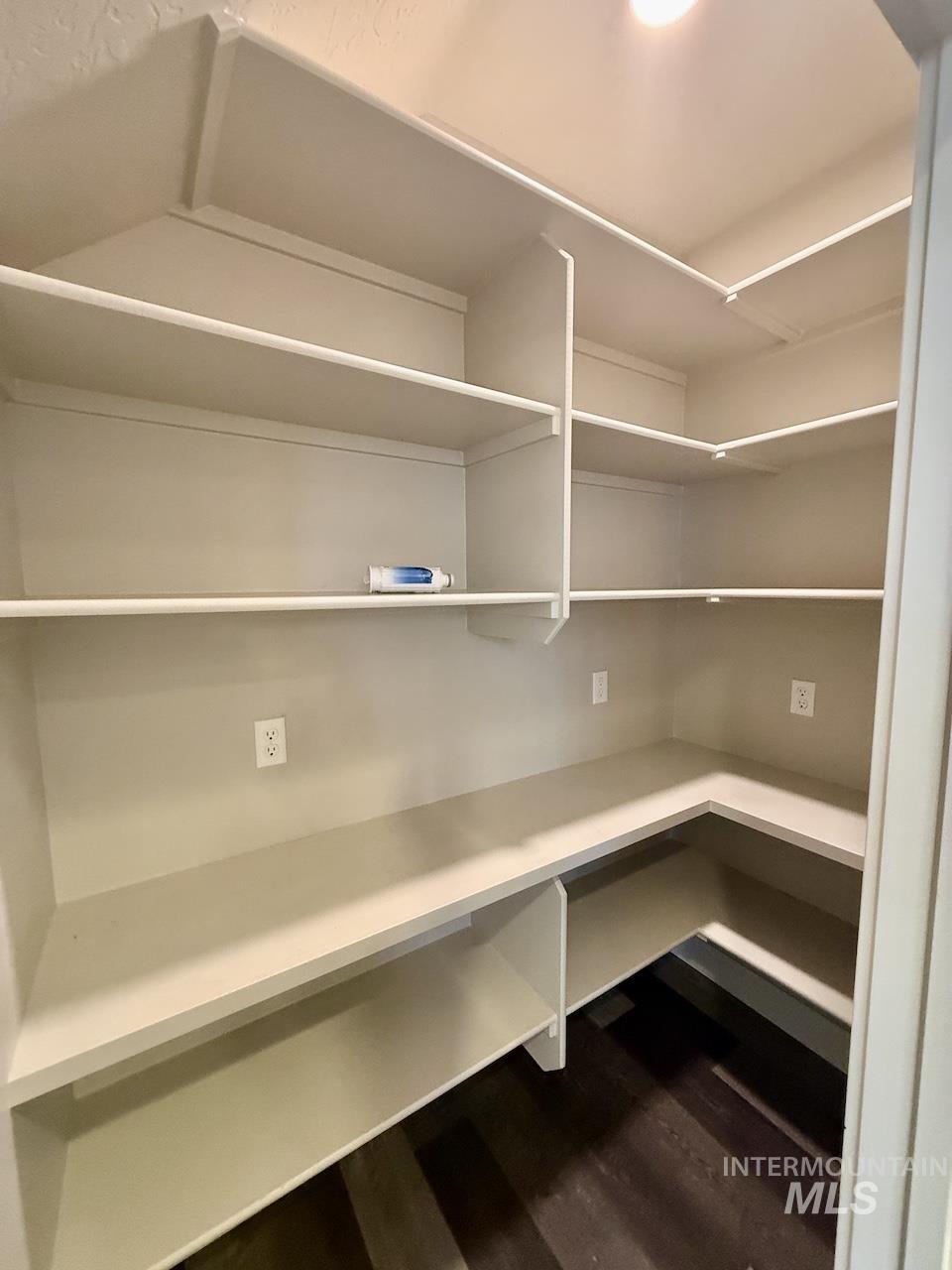 76 E Ranch Dr, Eagle, Idaho 83616, 3 Bedrooms, 2.5 Bathrooms, Residential For Sale, Price $509,000,MLS 98978310