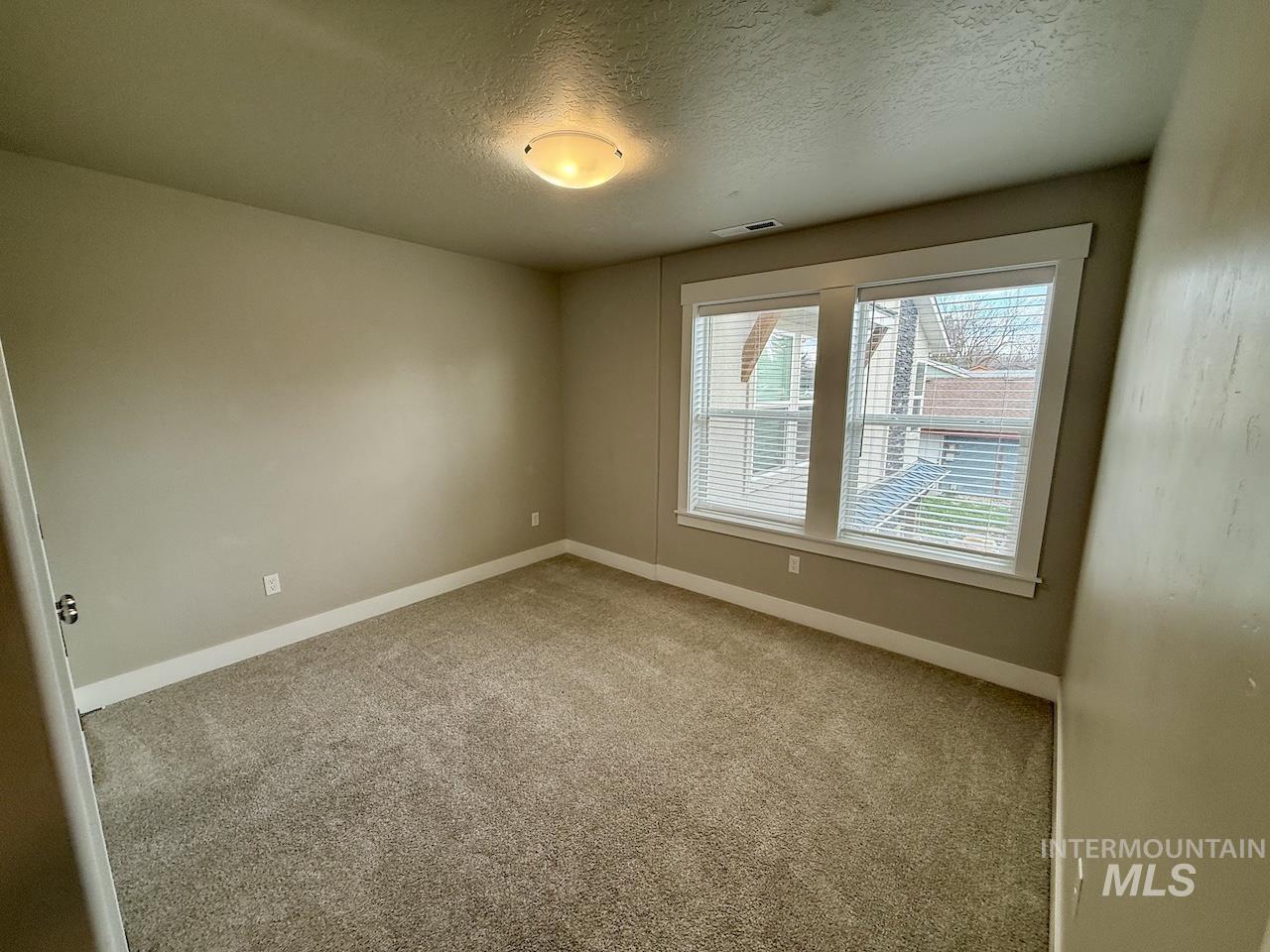 76 E Ranch Dr, Eagle, Idaho 83616, 3 Bedrooms, 2.5 Bathrooms, Residential For Sale, Price $509,000,MLS 98978310