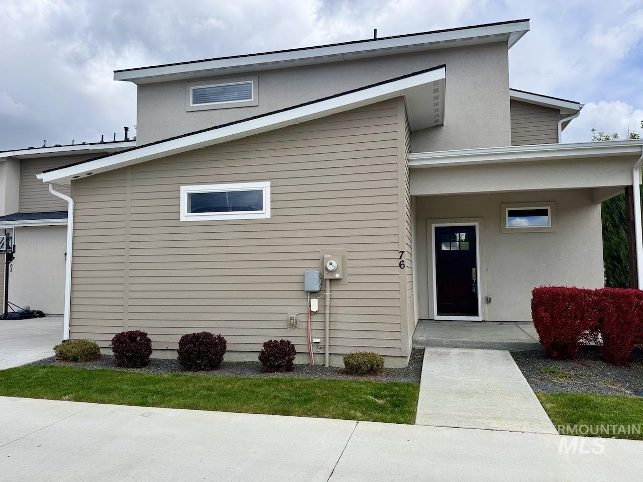 76 E Ranch Dr, Eagle, Idaho 83616, 3 Bedrooms, 2.5 Bathrooms, Residential For Sale, Price $495,000,MLS 98978310