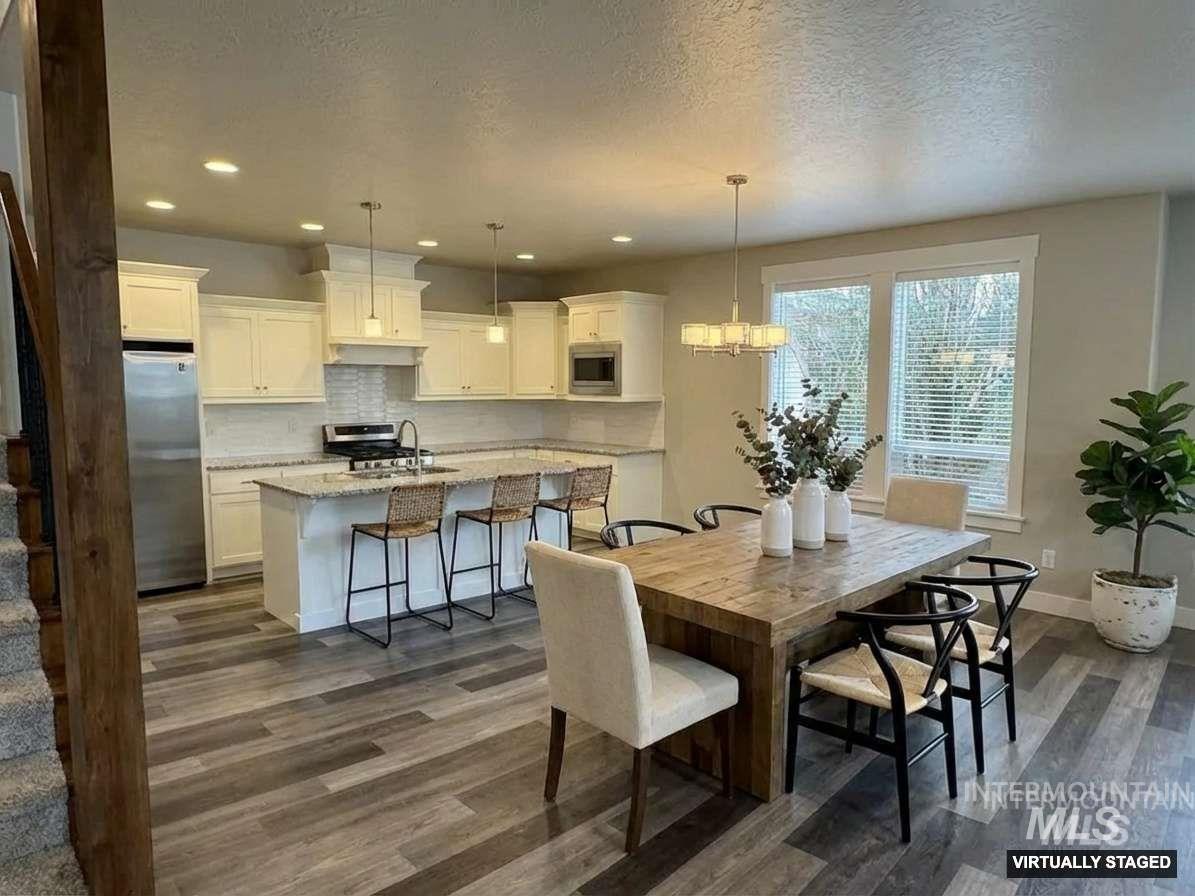 76 E Ranch Dr, Eagle, Idaho 83616, 3 Bedrooms, 2.5 Bathrooms, Residential For Sale, Price $495,000,MLS 98978310