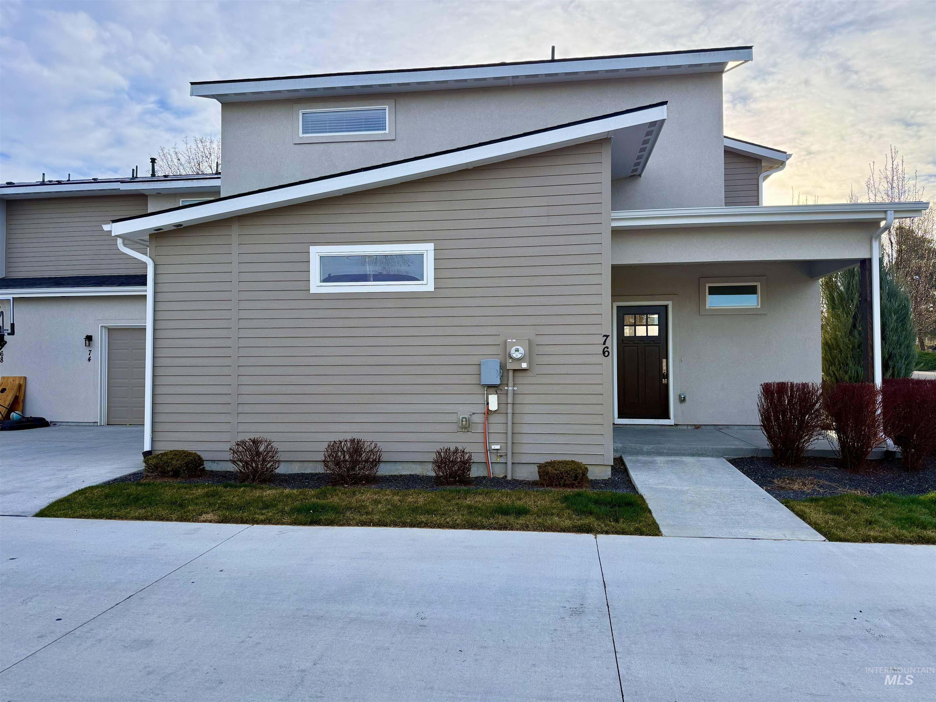 76 E Ranch Dr, Eagle, Idaho 83616, 3 Bedrooms, 2.5 Bathrooms, Residential For Sale, Price $509,000,MLS 98978310