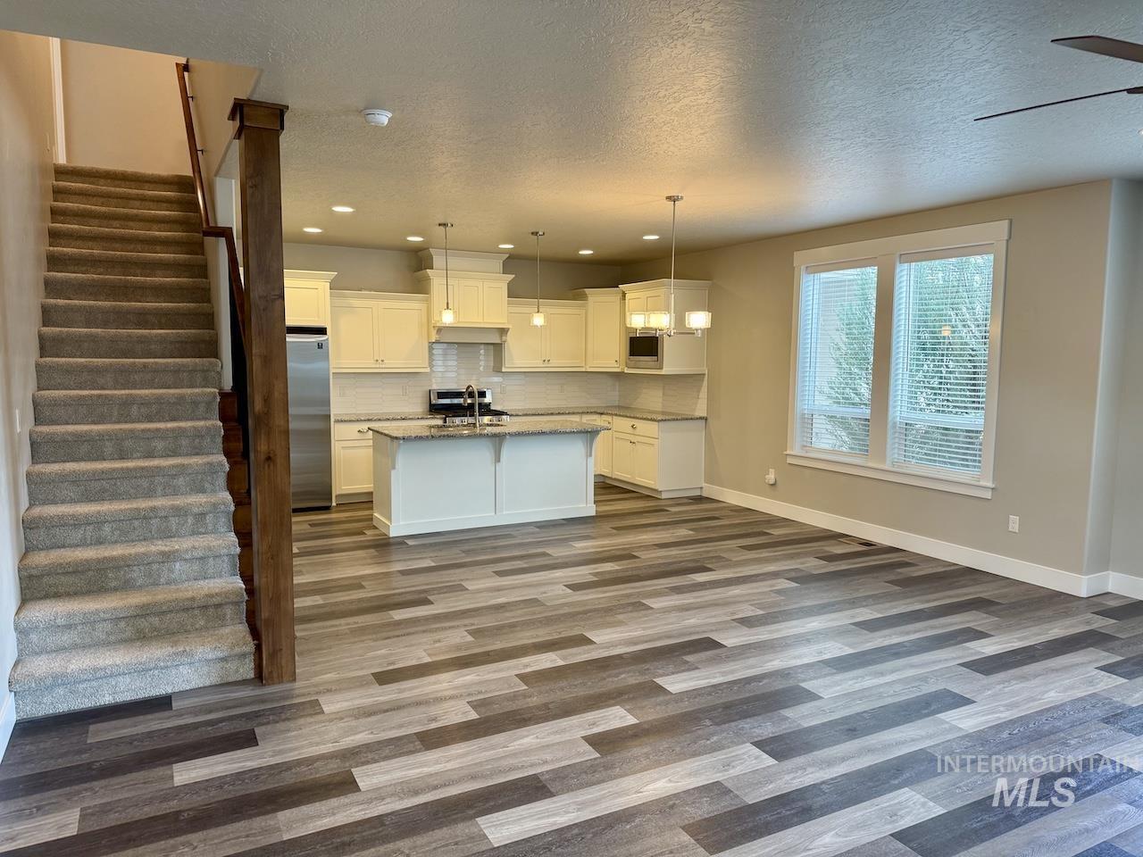 76 E Ranch Dr, Eagle, Idaho 83616, 3 Bedrooms, 2.5 Bathrooms, Residential For Sale, Price $495,000,MLS 98978310