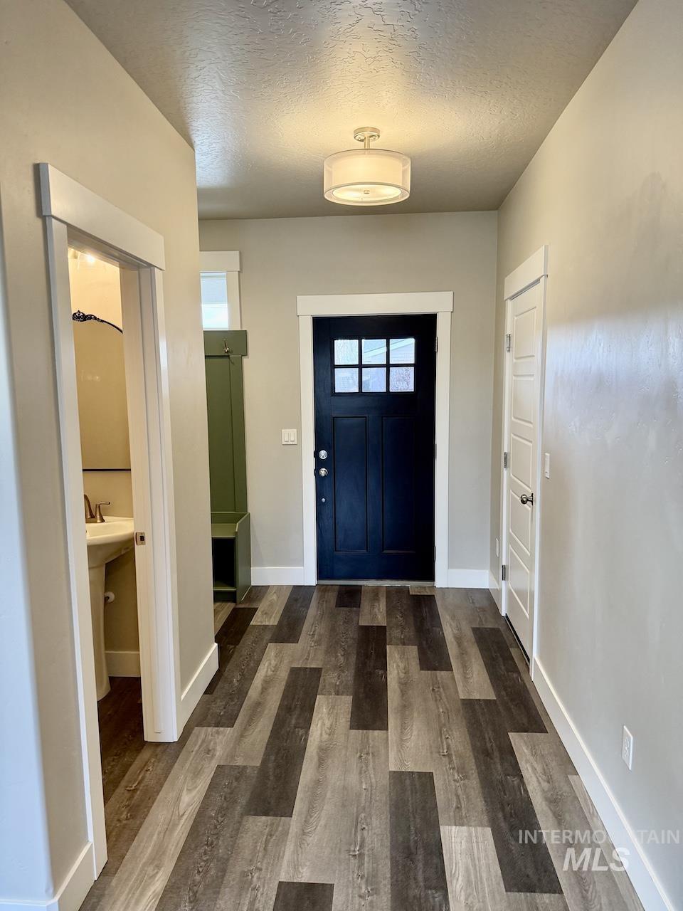 76 E Ranch Dr, Eagle, Idaho 83616, 3 Bedrooms, 2.5 Bathrooms, Residential For Sale, Price $509,000,MLS 98978310