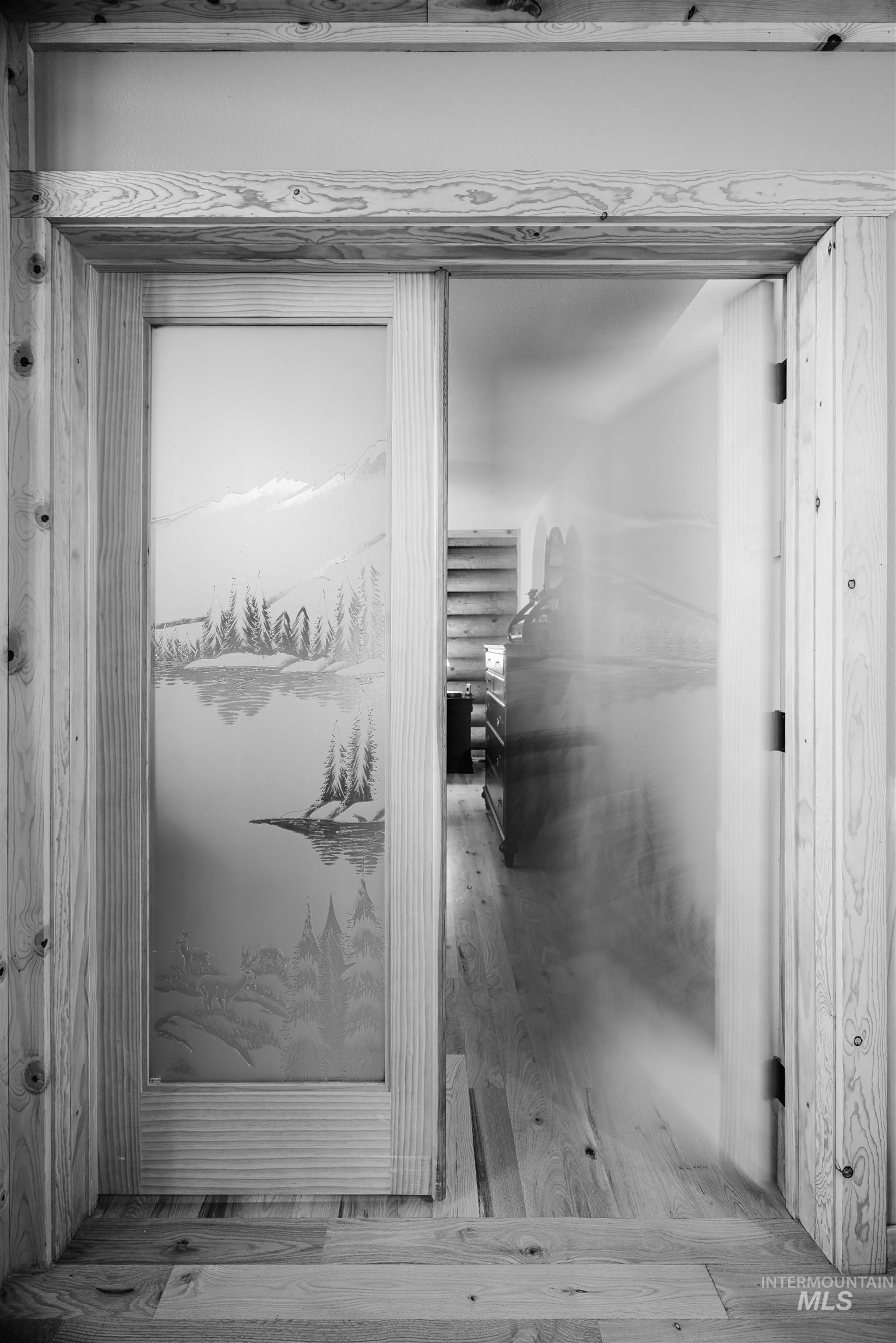 10 Tamarack Trl, Boise, Idaho 83716, 5 Bedrooms, 3 Bathrooms, Residential For Sale, Price $935,000,MLS 98978318