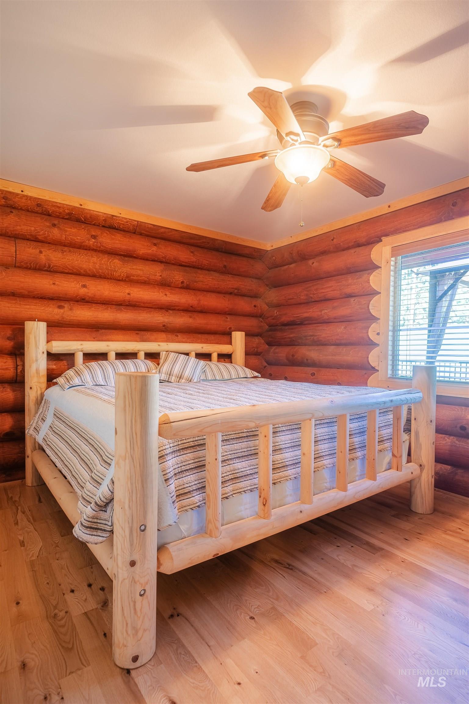 10 Tamarack Trl, Boise, Idaho 83716, 5 Bedrooms, 3 Bathrooms, Residential For Sale, Price $935,000,MLS 98978318