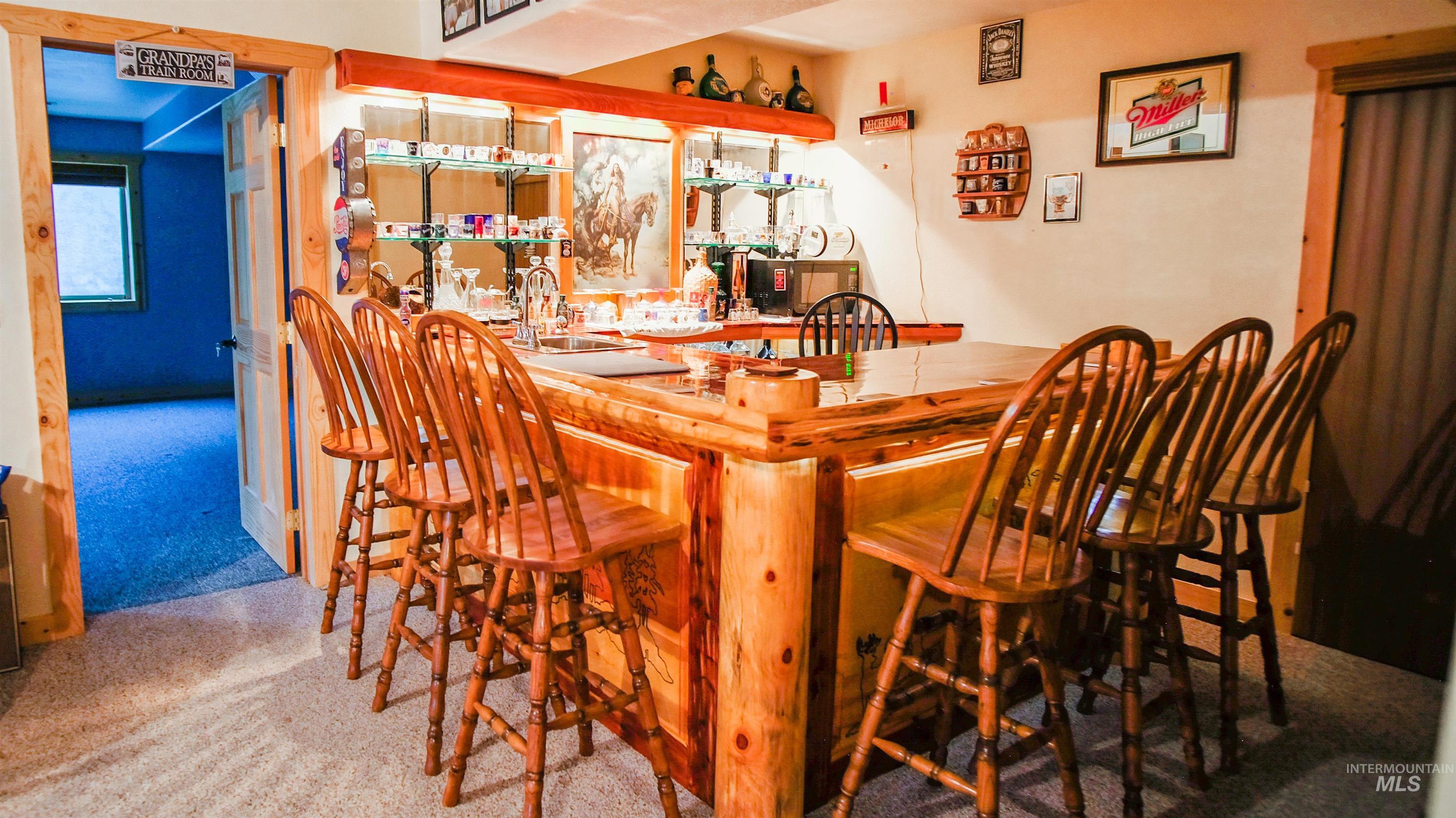 10 Tamarack Trl, Boise, Idaho 83716, 5 Bedrooms, 3 Bathrooms, Residential For Sale, Price $935,000,MLS 98978318