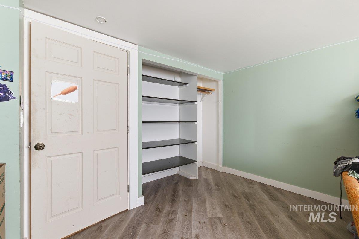 215 17th Ave S, Nampa, Idaho 83651, 5 Bedrooms, 3 Bathrooms, Residential For Sale, Price $499,900,MLS 98978330