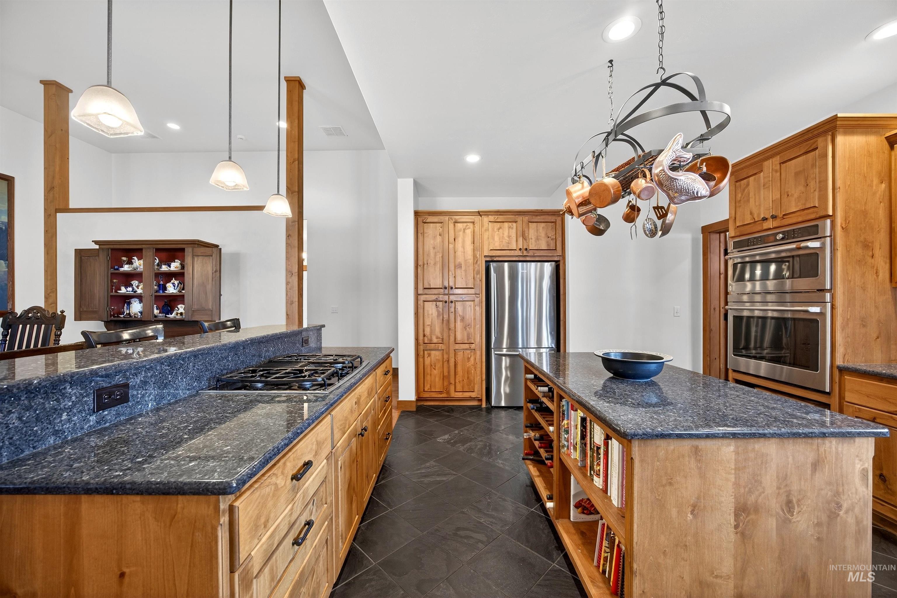 319 Otter Pond Ln, McCall, Idaho 83638, 3 Bedrooms, 3 Bathrooms, Residential For Sale, Price $1,349,000, 98978333