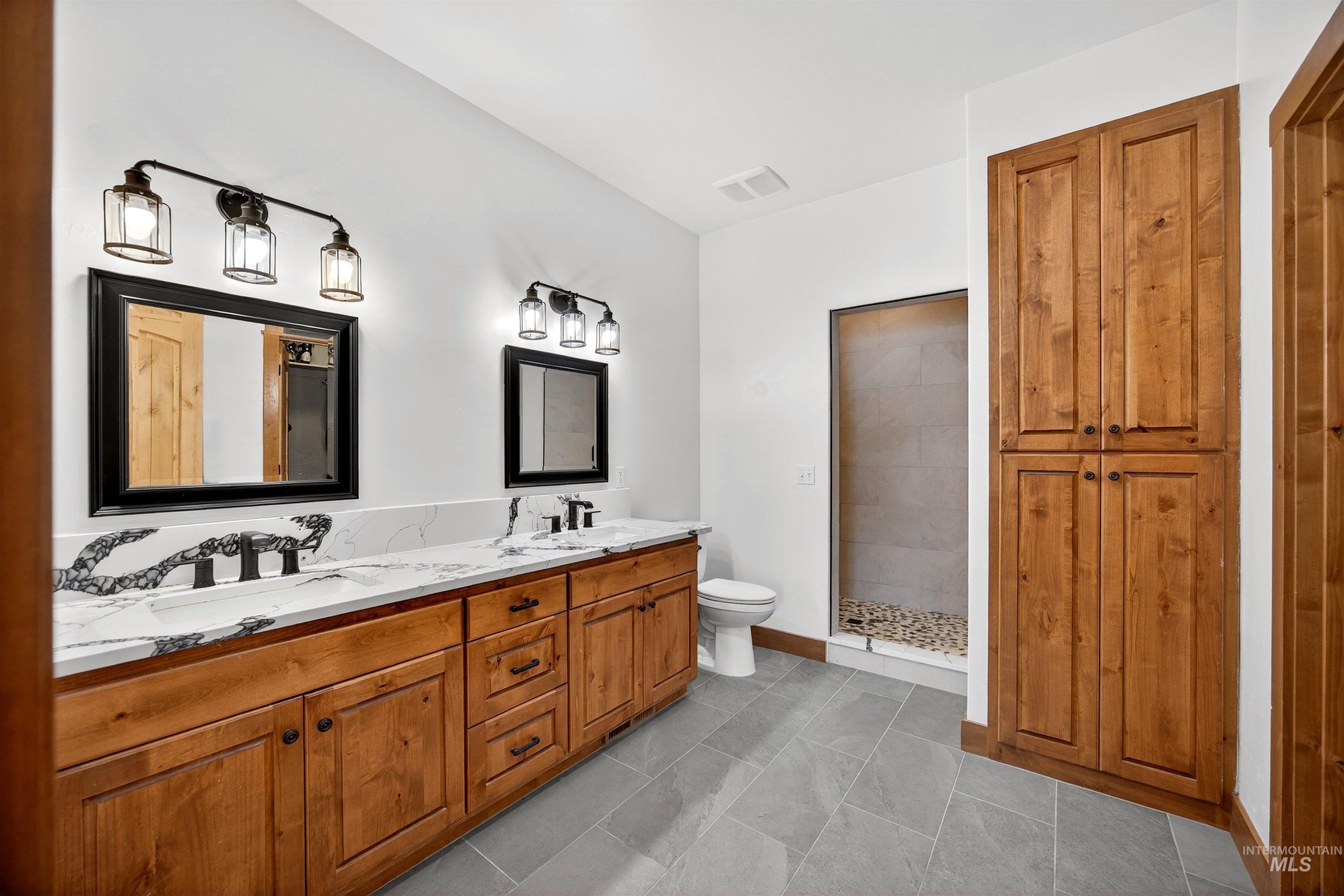 319 Otter Pond Ln, McCall, Idaho 83638, 3 Bedrooms, 3 Bathrooms, Residential For Sale, Price $1,349,000, 98978333