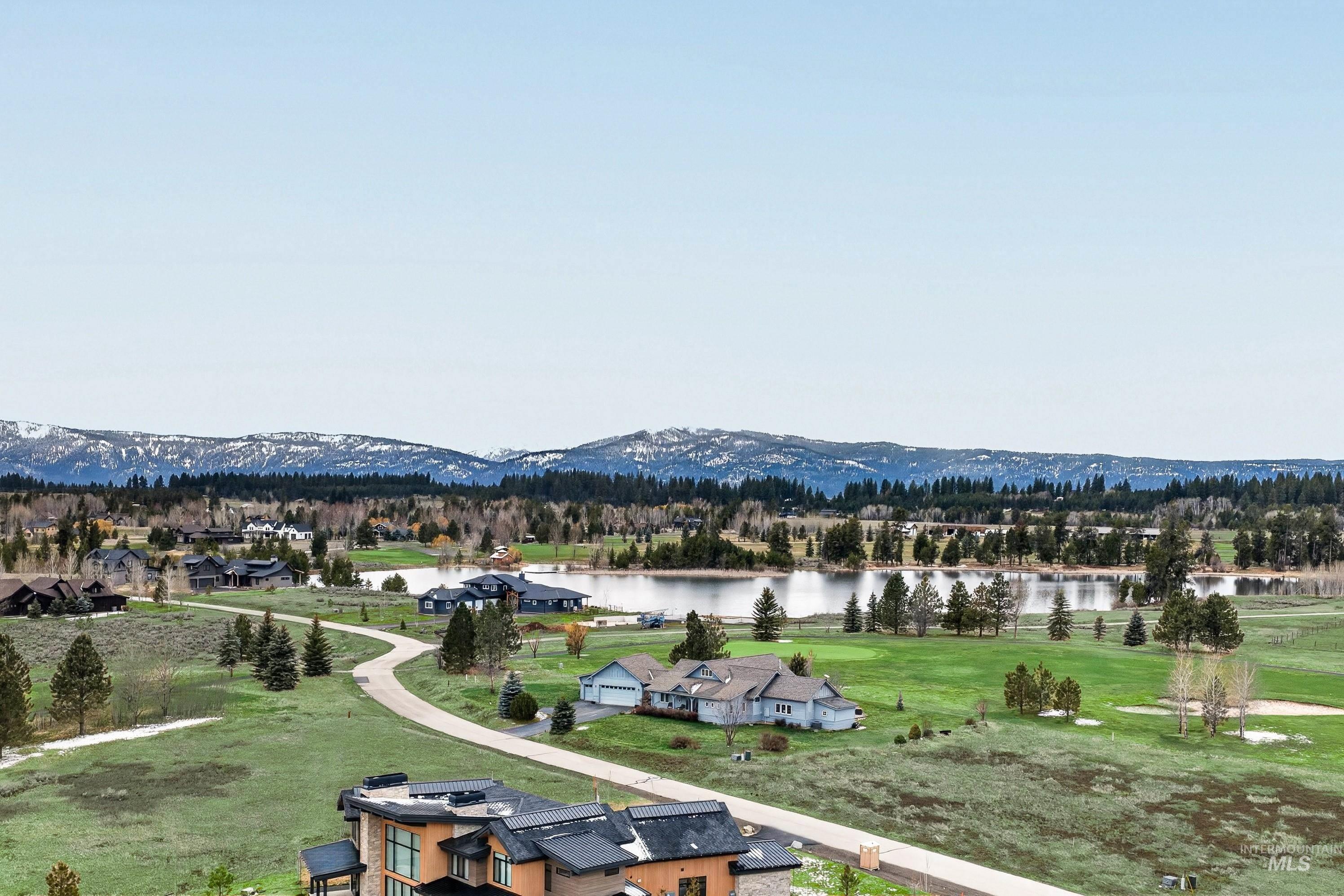 319 Otter Pond Ln, McCall, Idaho 83638, 3 Bedrooms, 3 Bathrooms, Residential For Sale, Price $1,349,000, 98978333