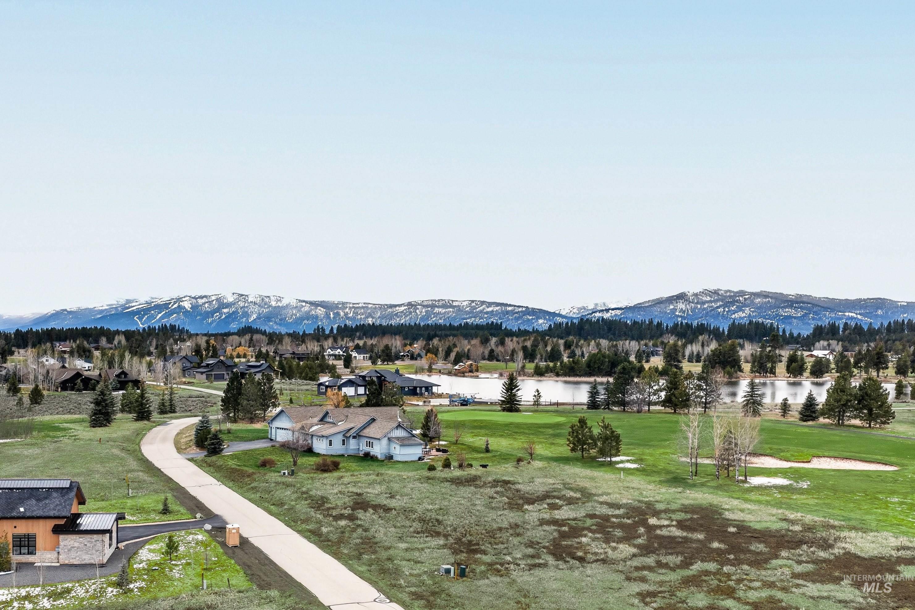 319 Otter Pond Ln, McCall, Idaho 83638, 3 Bedrooms, 3 Bathrooms, Residential For Sale, Price $1,349,000, 98978333