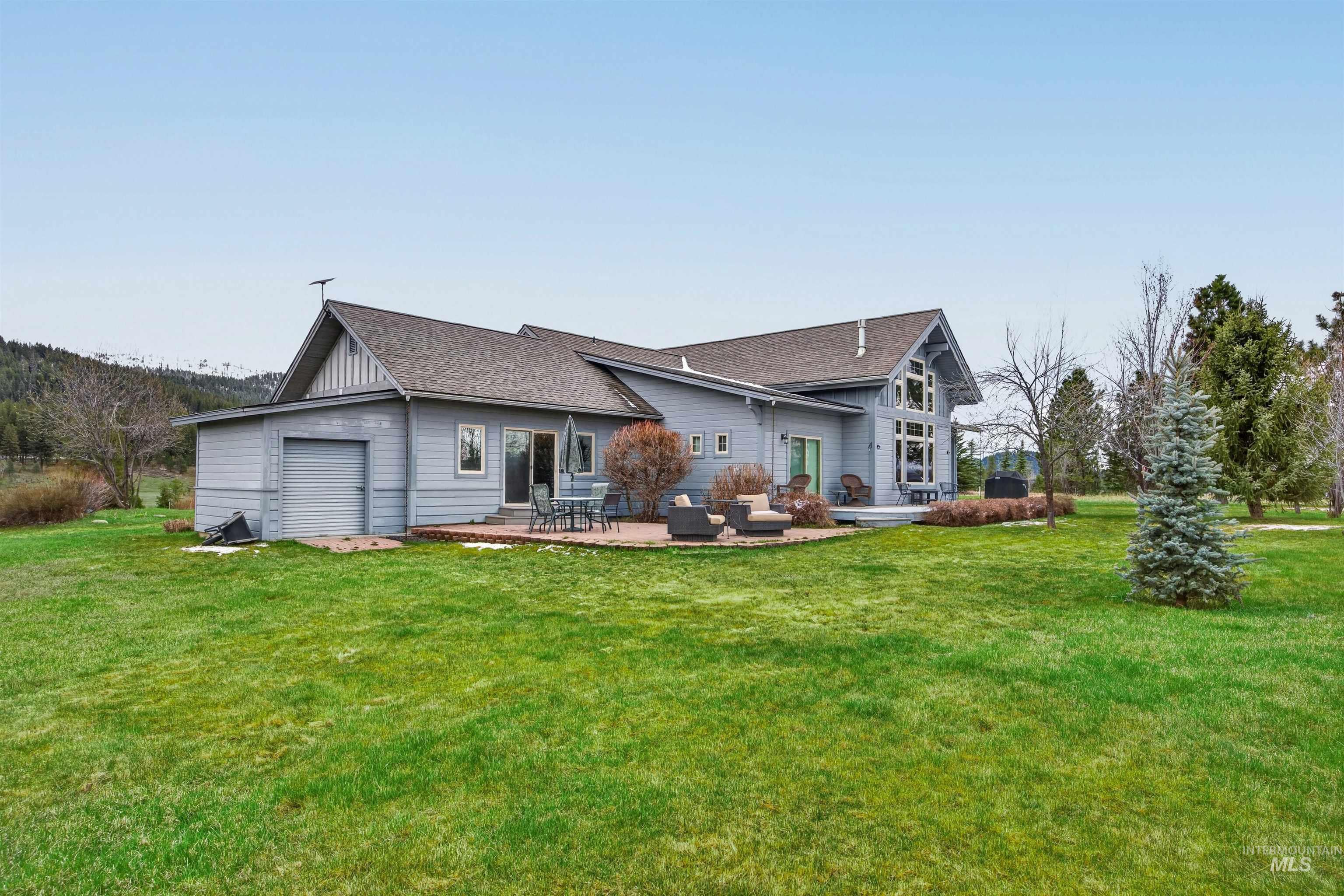 319 Otter Pond Ln, McCall, Idaho 83638, 3 Bedrooms, 3 Bathrooms, Residential For Sale, Price $1,349,000, 98978333