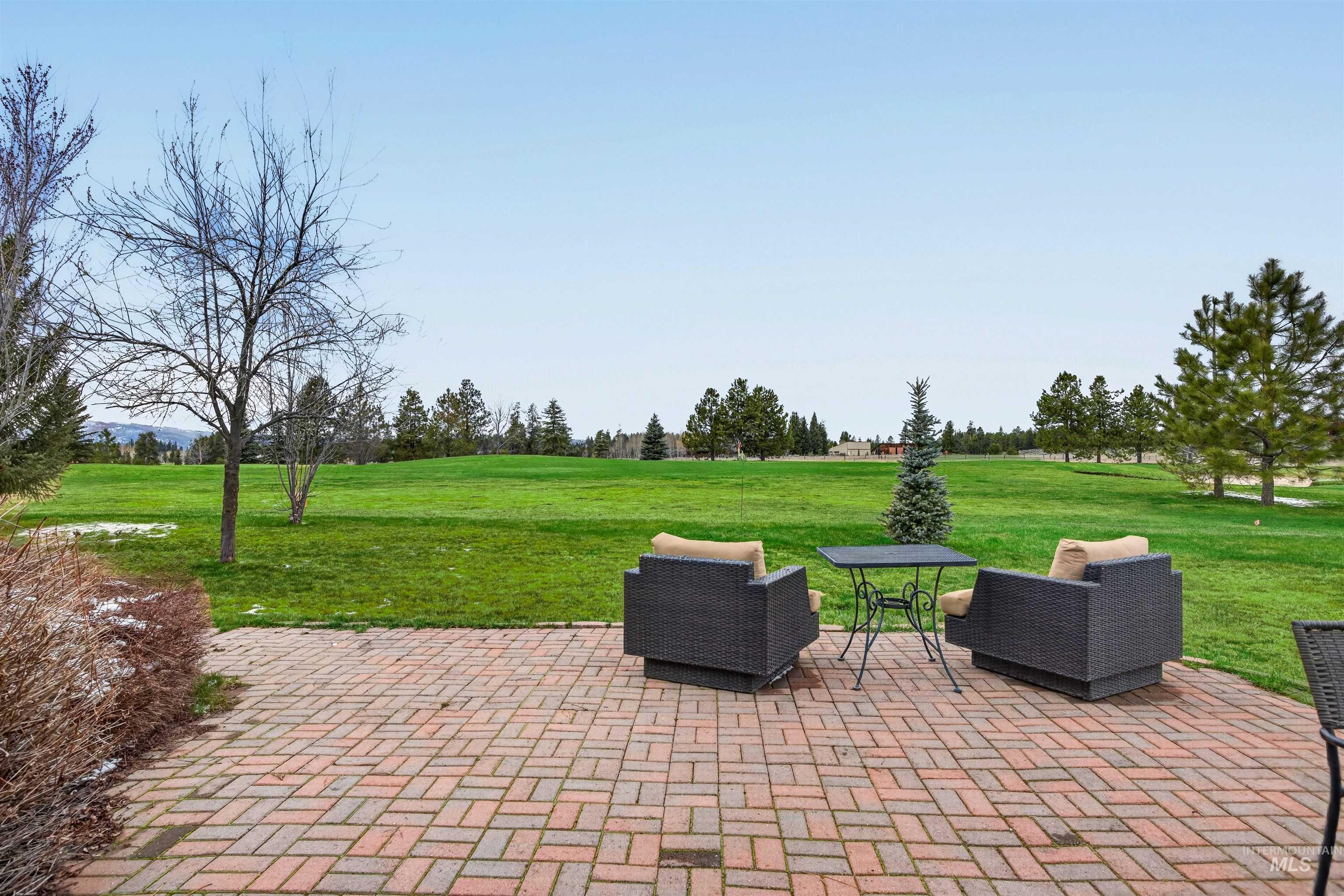 319 Otter Pond Ln, McCall, Idaho 83638, 3 Bedrooms, 3 Bathrooms, Residential For Sale, Price $1,349,000, 98978333