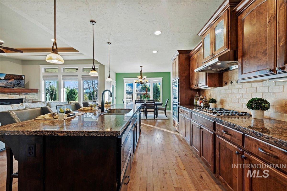 423 E Gannett, Meridian, Idaho 83642, 3 Bedrooms, 3 Bathrooms, Residential For Sale, Price $749,000,MLS 98978335