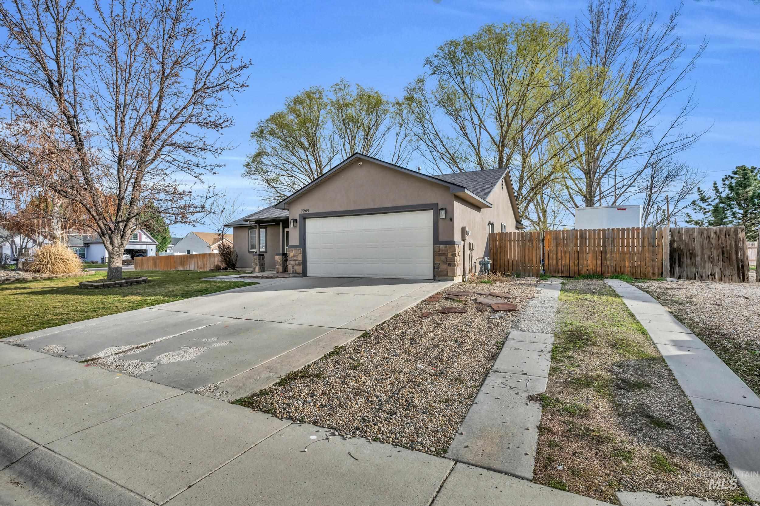 7269 E Nottingham Ln, Nampa, Idaho 83687-9459, 4 Bedrooms, 2 Bathrooms, Residential For Sale, Price $394,500,MLS 98978338