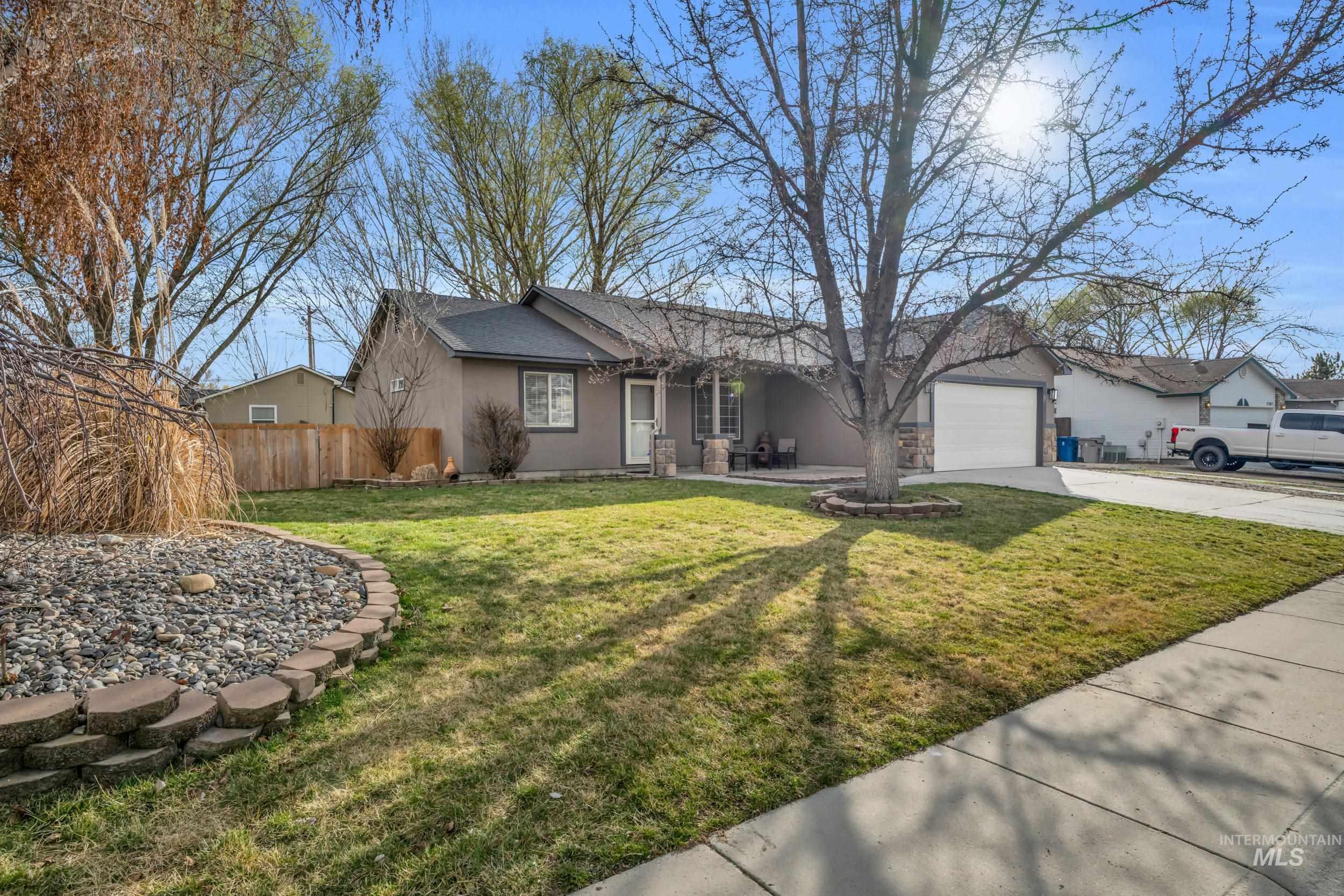 7269 E Nottingham Ln, Nampa, Idaho 83687-9459, 4 Bedrooms, 2 Bathrooms, Residential For Sale, Price $394,500,MLS 98978338
