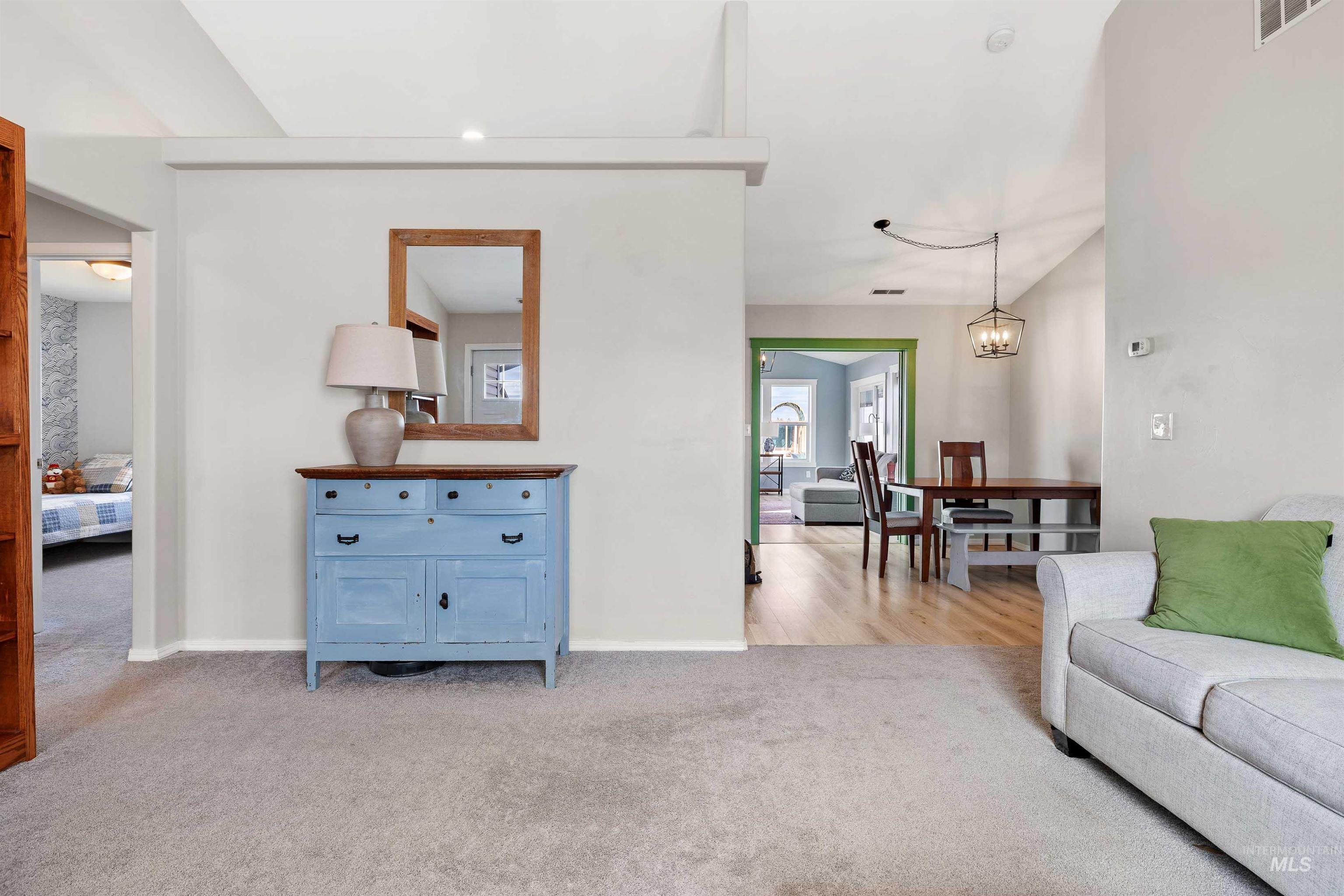 1061 Par Ct, Twin Falls, Idaho 83301-5748, 3 Bedrooms, 2 Bathrooms, Residential For Sale, Price $349,900,MLS 98978342