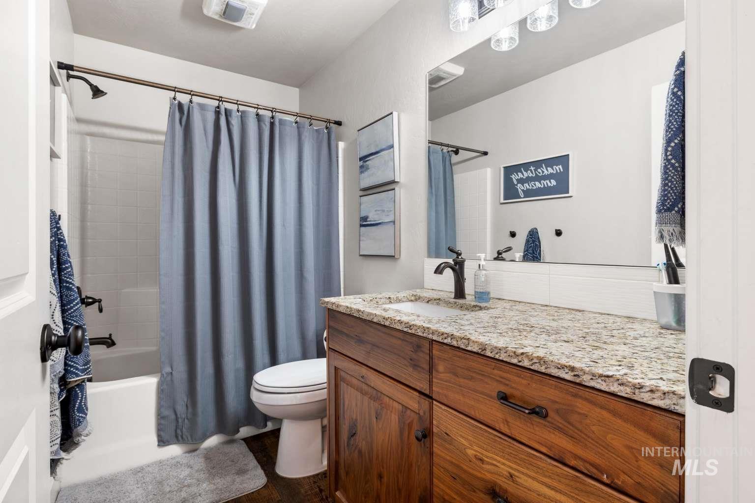 744 Midnight Sun Loop, Twin Falls, Idaho 83301, 6 Bedrooms, 4 Bathrooms, Residential For Sale, Price $699,000,MLS 98978344