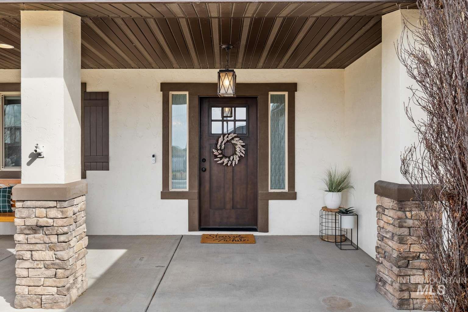 744 Midnight Sun Loop, Twin Falls, Idaho 83301, 6 Bedrooms, 4 Bathrooms, Residential For Sale, Price $699,000,MLS 98978344