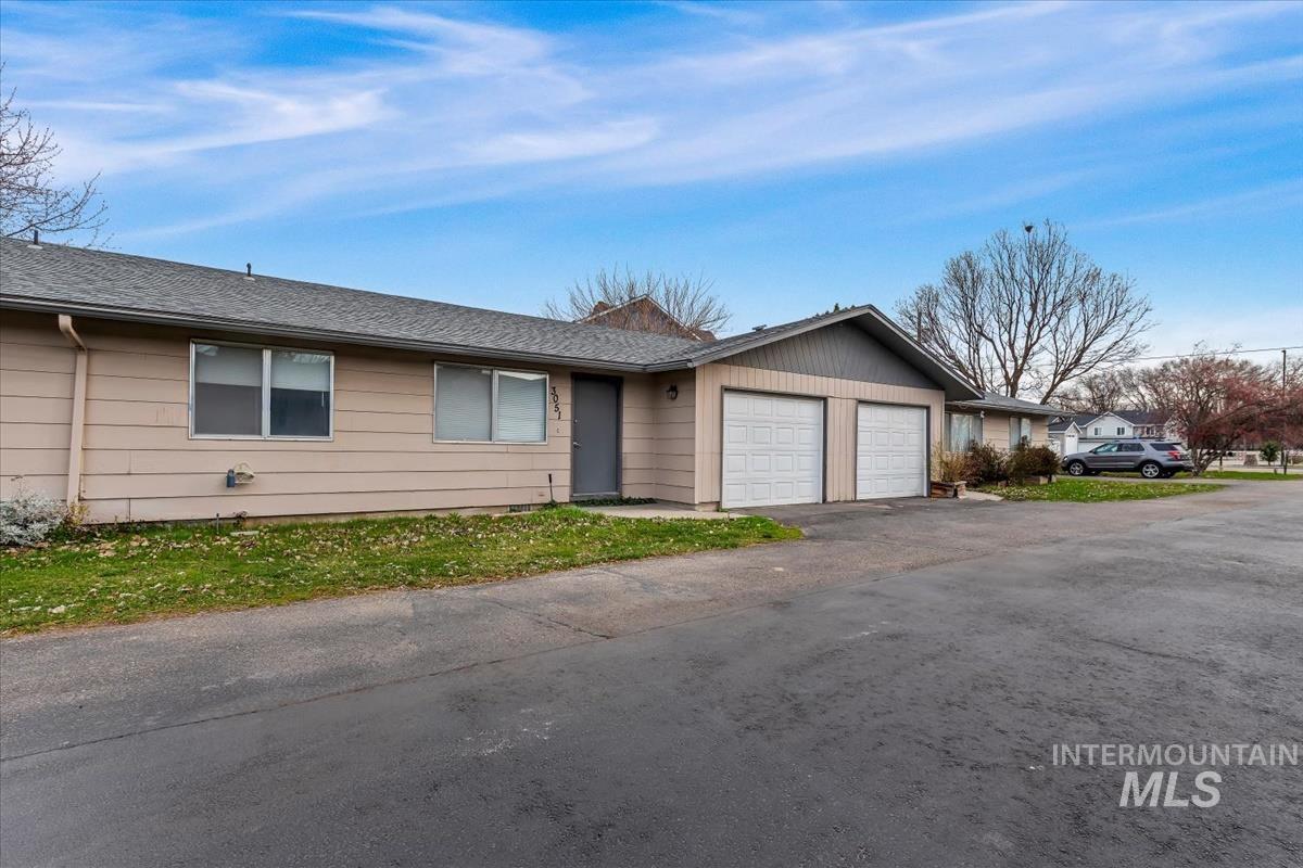 3049, 3051, 3053, 3055 N. Linda Vista Ln, Boise, Idaho 83704, 3 Bedrooms, 1.5 Bathrooms, Residential Income For Sale, Price $899,000,MLS 98978345