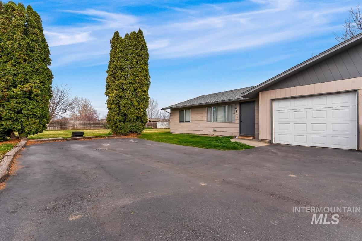 3049, 3051, 3053, 3055 N. Linda Vista Ln, Boise, Idaho 83704, 3 Bedrooms, 1.5 Bathrooms, Residential Income For Sale, Price $899,000,MLS 98978345