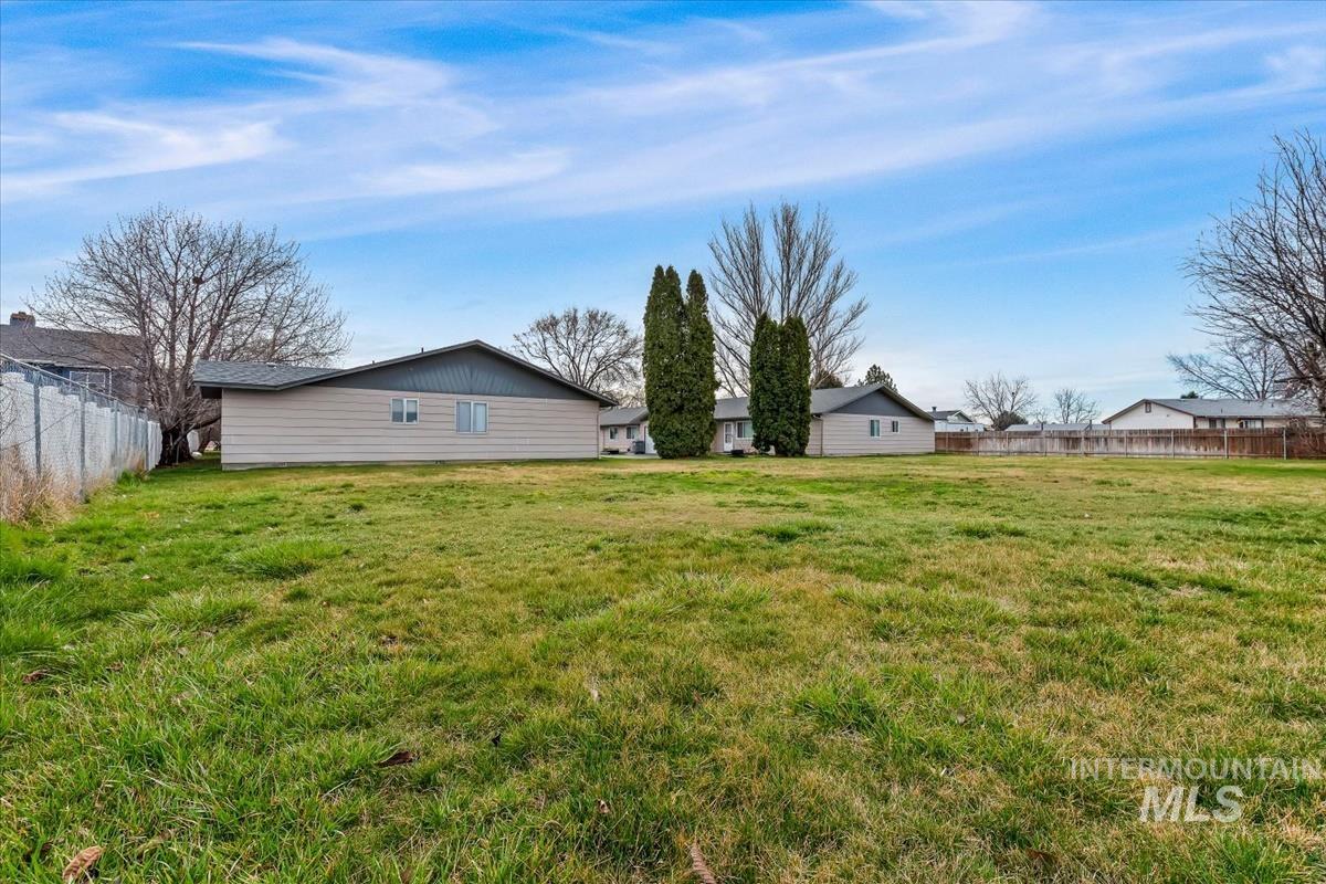 3049, 3051, 3053, 3055 N. Linda Vista Ln, Boise, Idaho 83704, 3 Bedrooms, 1.5 Bathrooms, Residential Income For Sale, Price $899,000,MLS 98978345
