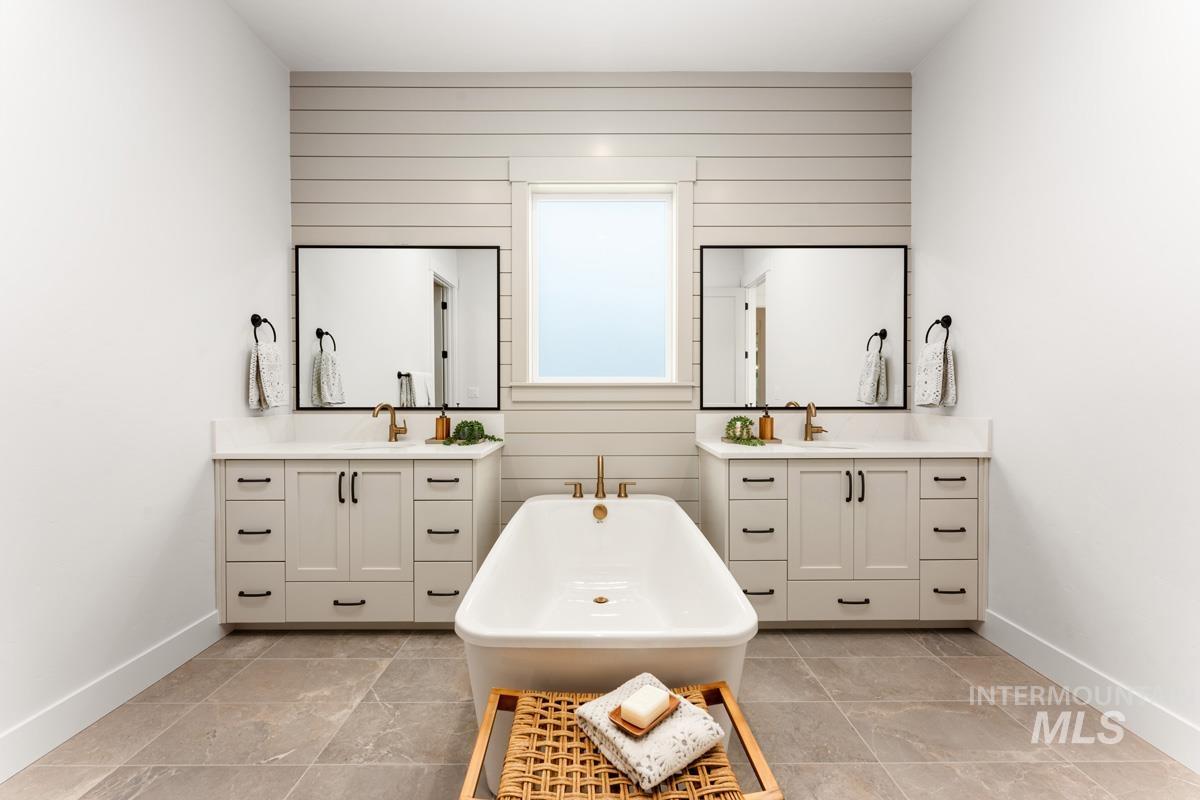 14293 N Hornbill Way, Boise, Idaho 83714, 4 Bedrooms, 3.5 Bathrooms, Residential For Sale, Price $1,569,900,MLS 98978347