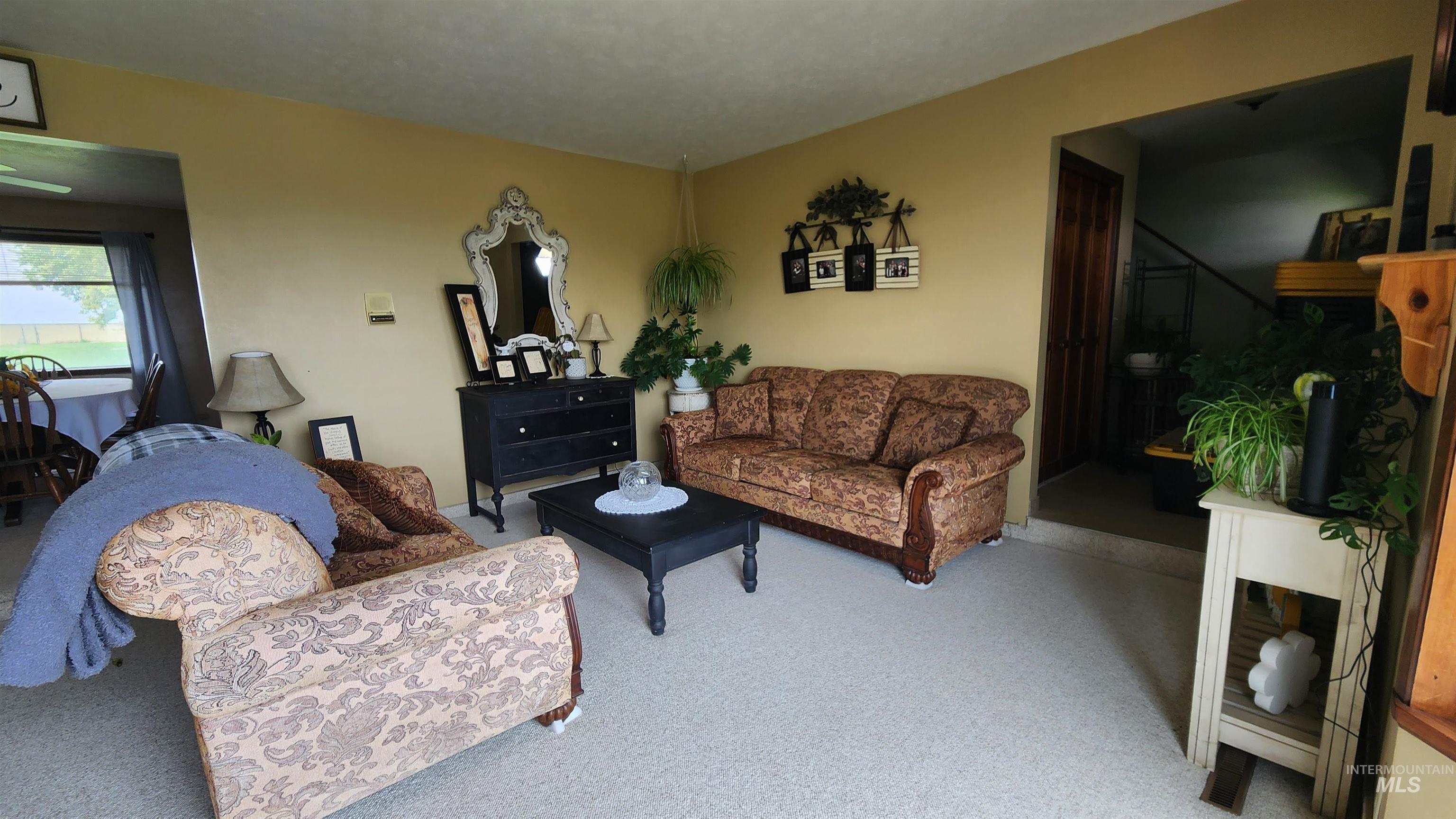 288 S 123 W B, Burley, Idaho 83318, 5 Bedrooms, 3.5 Bathrooms, Residential For Sale, Price $859,900,MLS 98978348