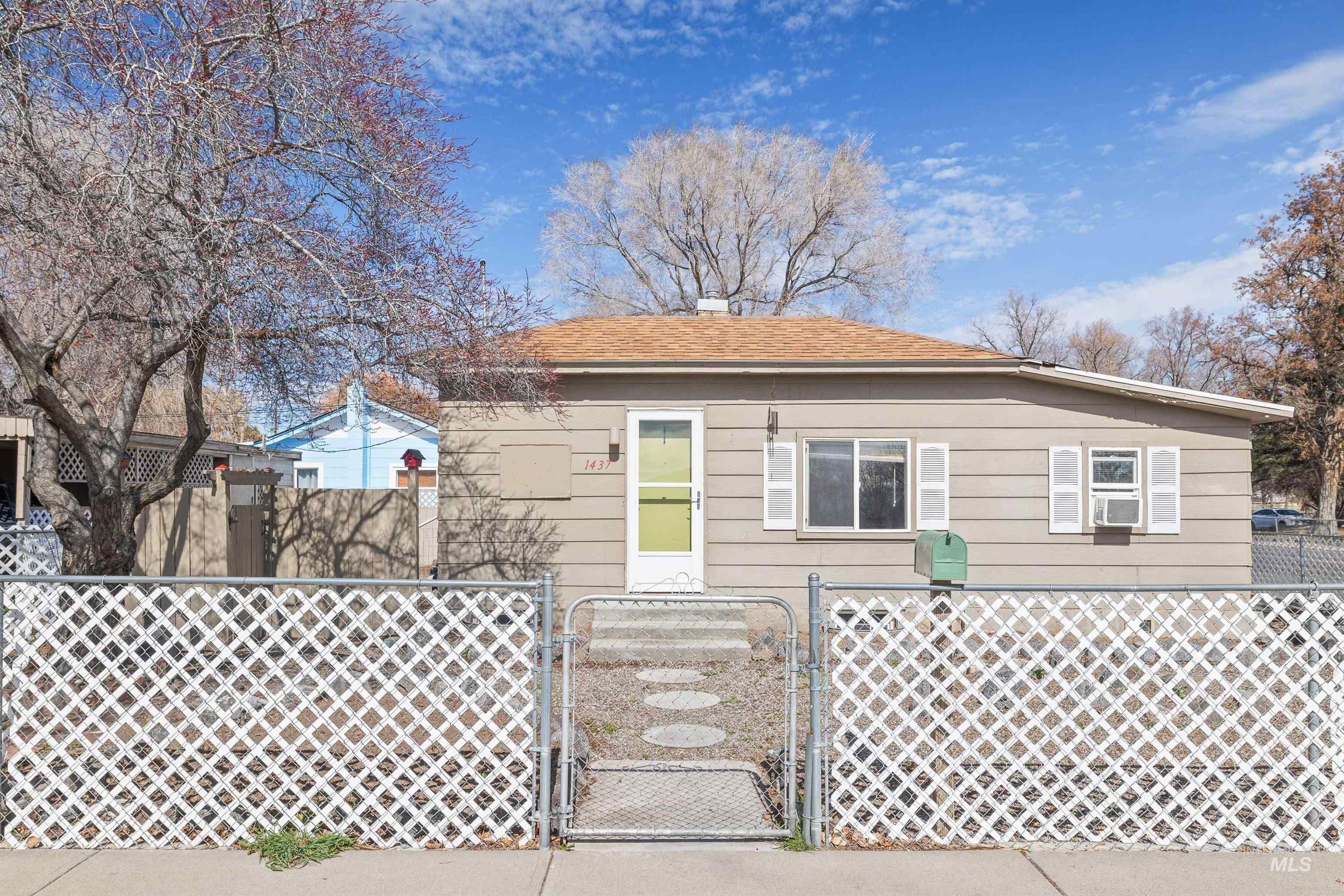 1437 4th Ave E, Twin Falls, Idaho 83301, 3 Bedrooms, 1 Bathroom, Residential For Sale, Price $270,000,MLS 98978350