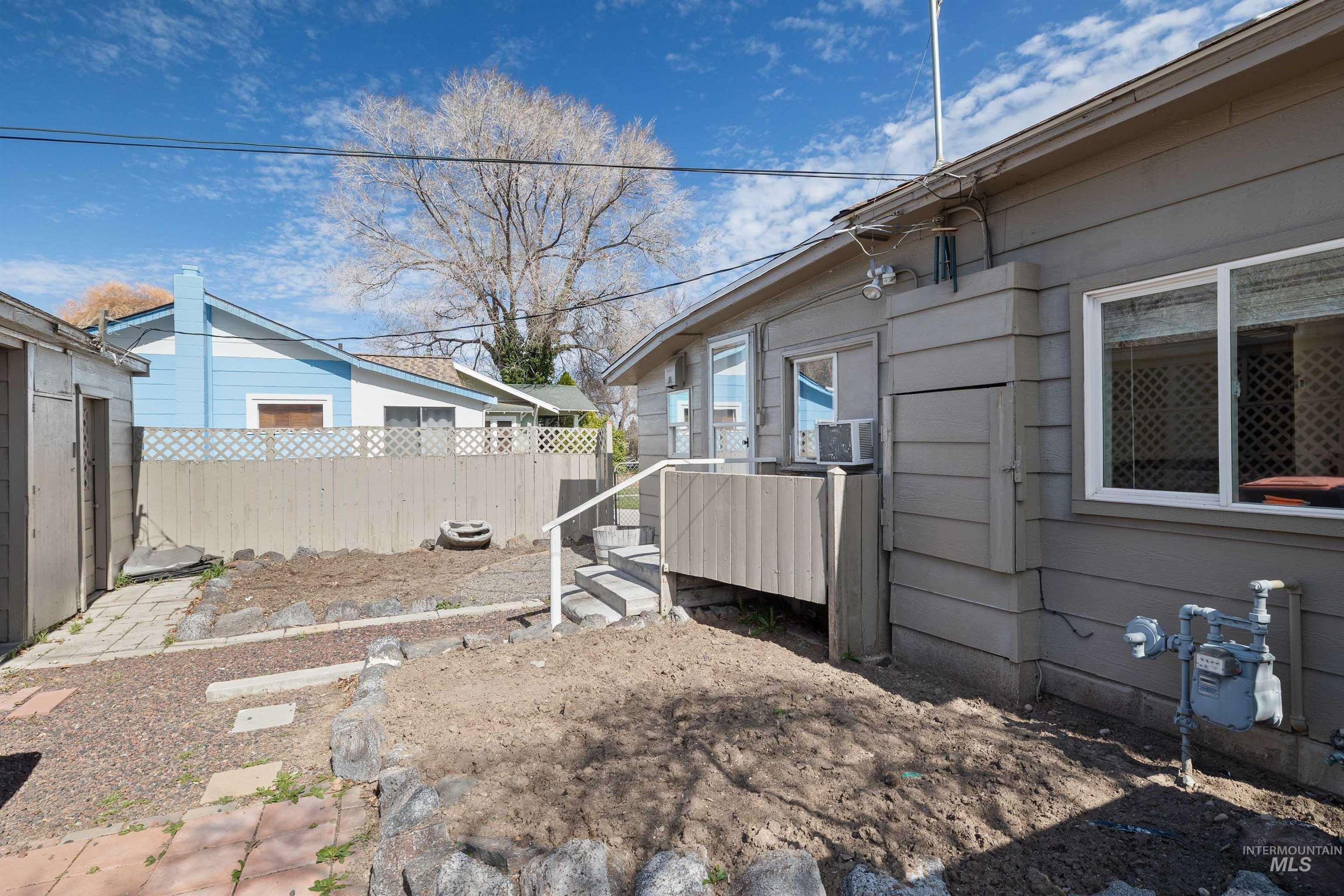 1437 4th Ave E, Twin Falls, Idaho 83301, 3 Bedrooms, 1 Bathroom, Residential For Sale, Price $270,000,MLS 98978350