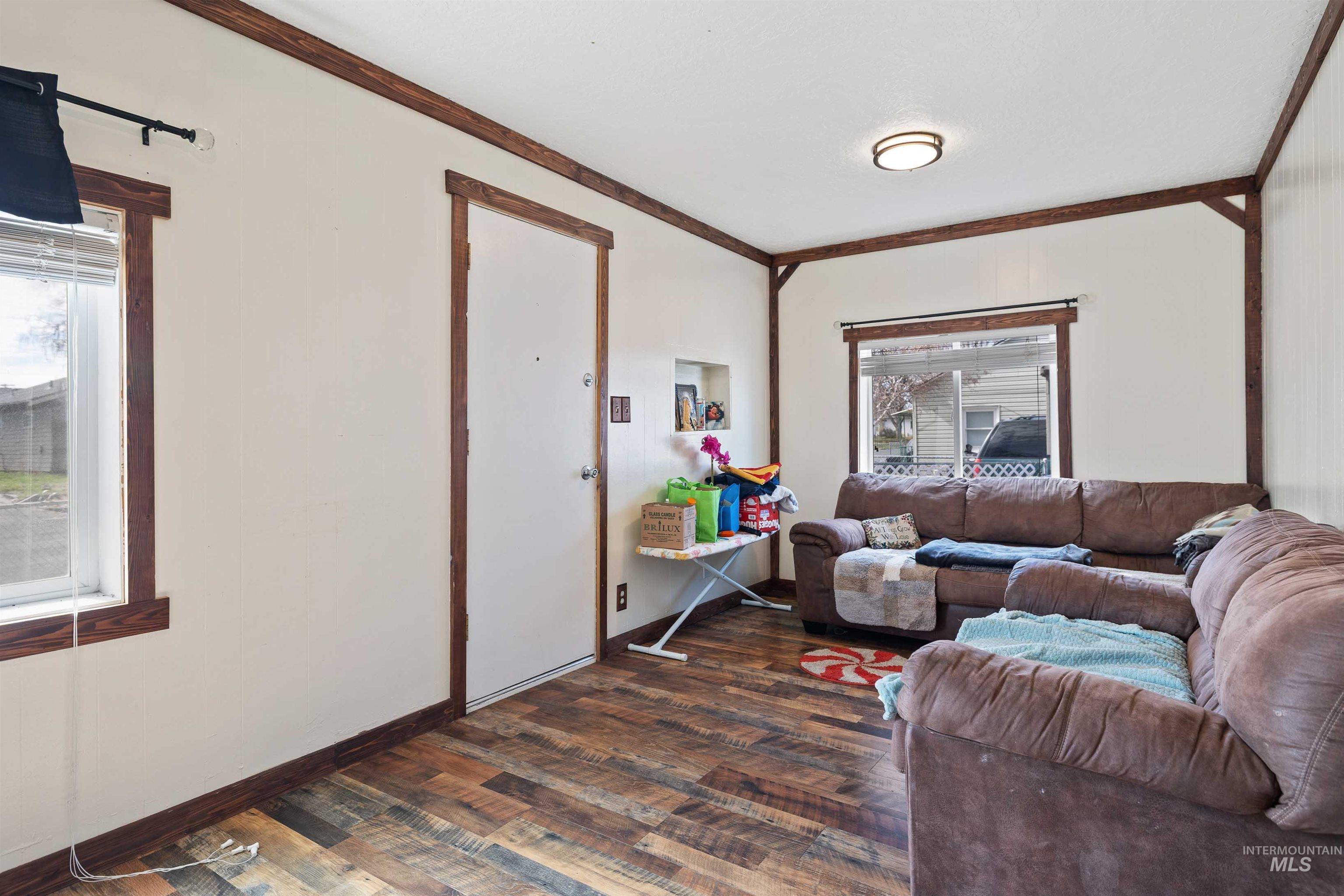 1437 4th Ave E, Twin Falls, Idaho 83301, 3 Bedrooms, 1 Bathroom, Residential For Sale, Price $270,000,MLS 98978350