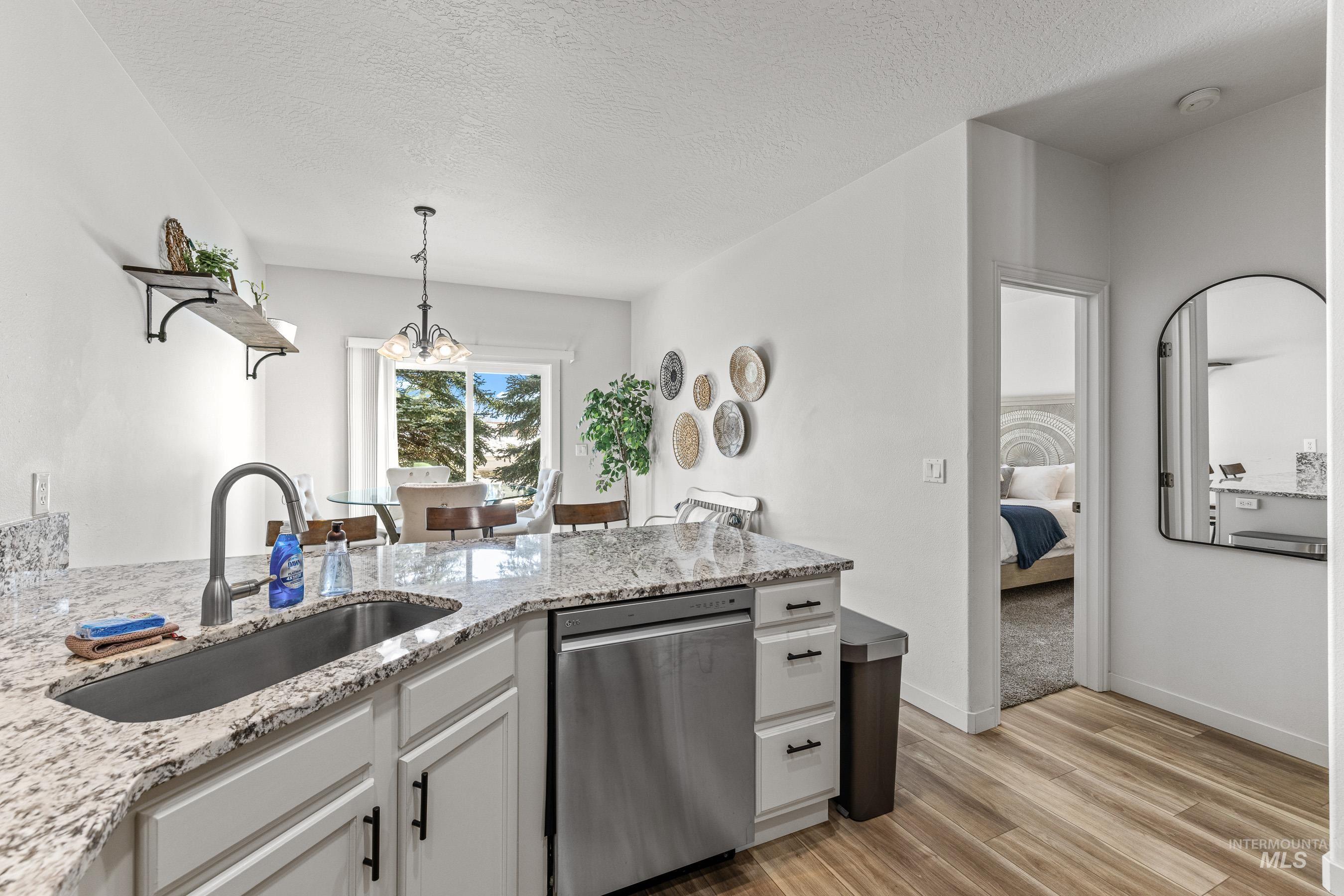 24 Mangum Circle, Donnelly, Idaho 83615, 3 Bedrooms, 2 Bathrooms, Residential For Sale, Price $370,000,MLS 98978352