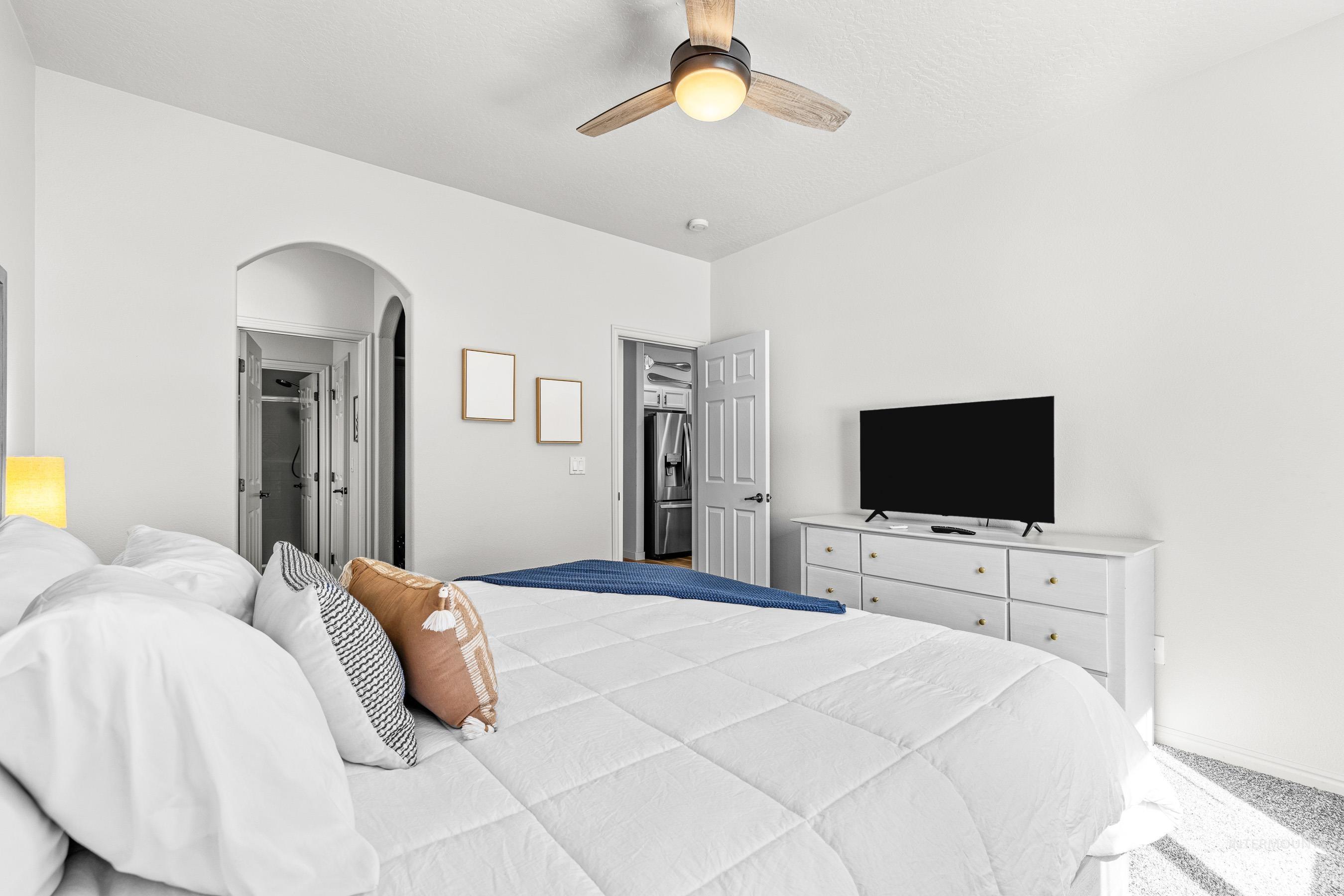 24 Mangum Circle, Donnelly, Idaho 83615, 3 Bedrooms, 2 Bathrooms, Residential For Sale, Price $370,000,MLS 98978352