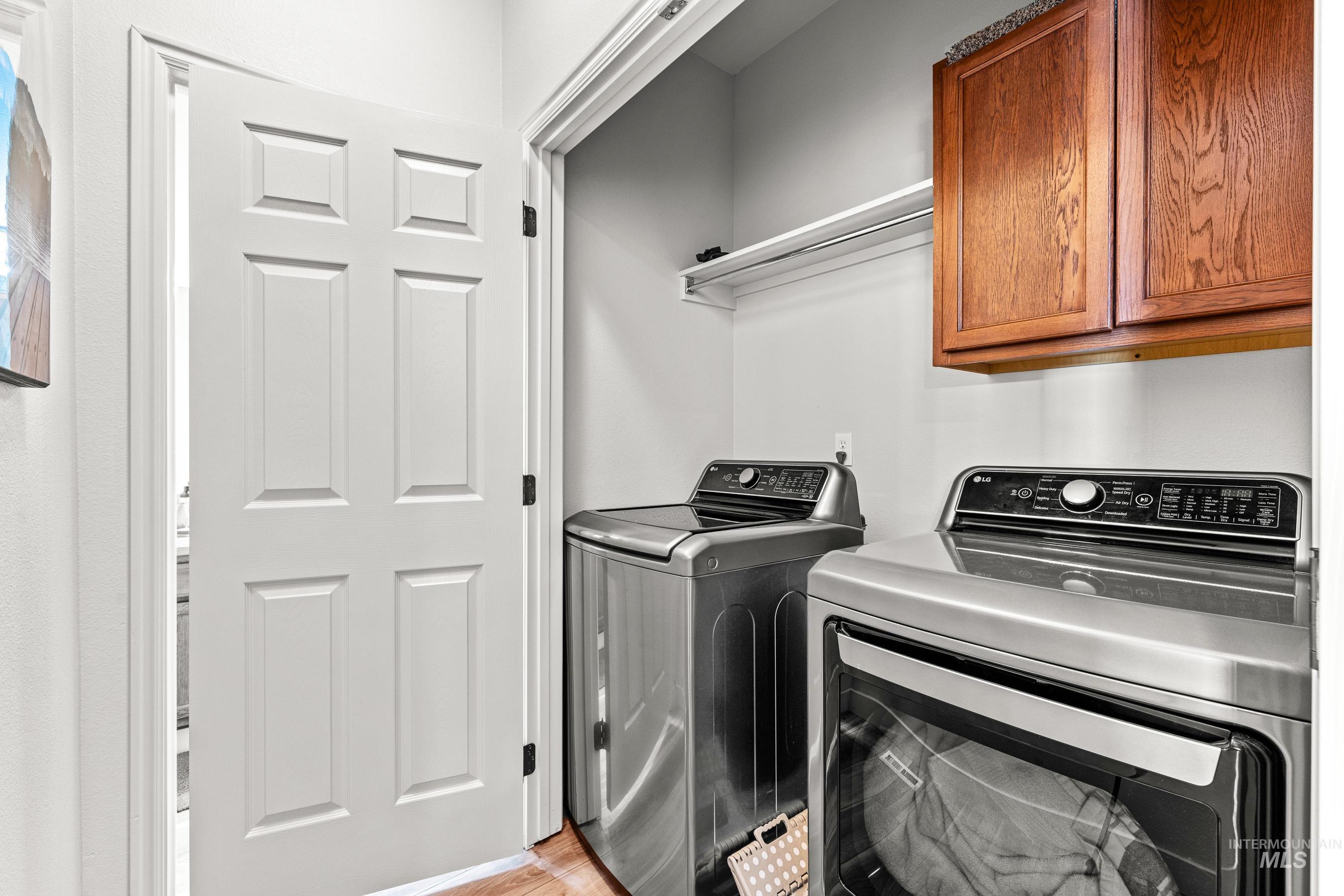 24 Mangum Circle, Donnelly, Idaho 83615, 3 Bedrooms, 2 Bathrooms, Residential For Sale, Price $370,000,MLS 98978352