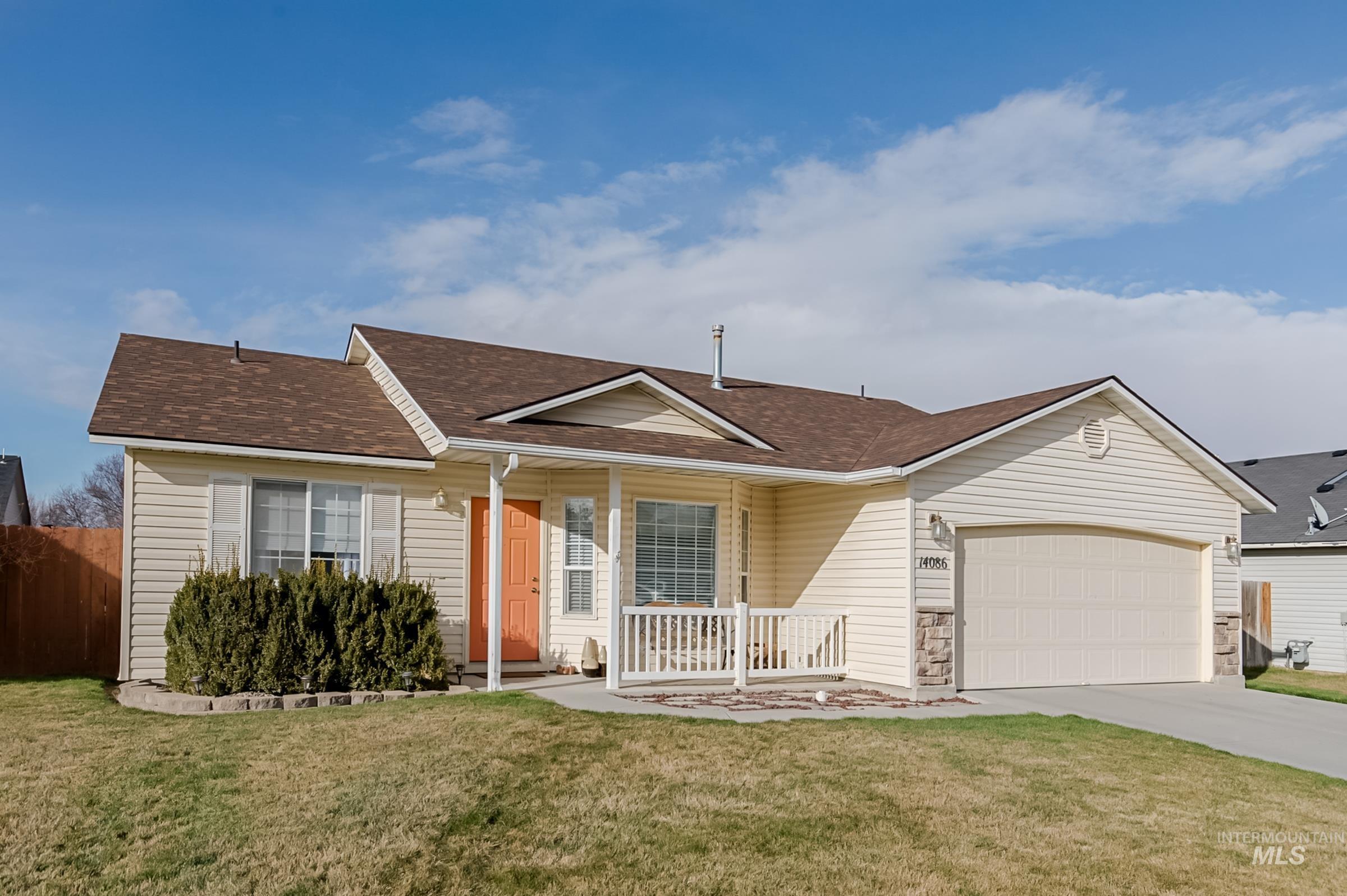 14086 Carolina St, Caldwell, Idaho 83607, 3 Bedrooms, 2 Bathrooms, Residential For Sale, Price $350,000,MLS 98978353