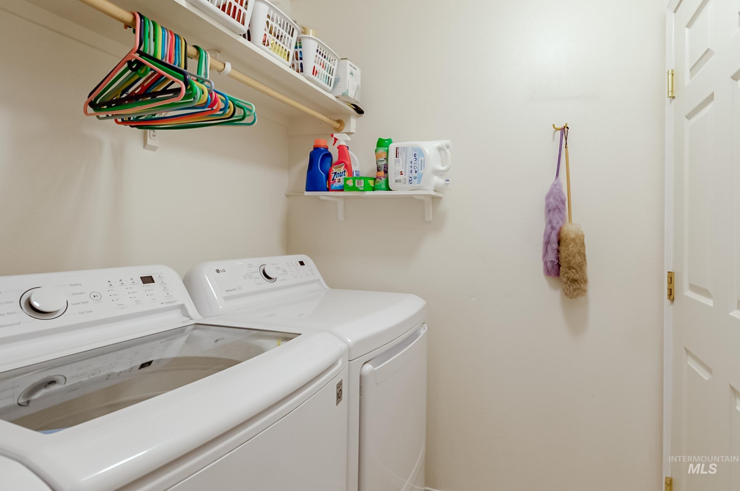 14086 Carolina St, Caldwell, Idaho 83607, 3 Bedrooms, 2 Bathrooms, Residential For Sale, Price $350,000,MLS 98978353