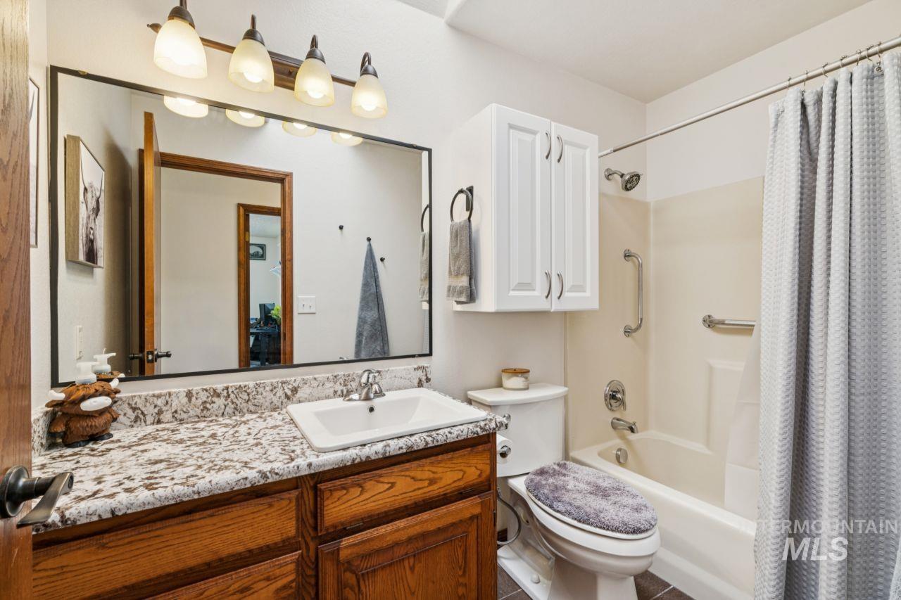 710 Keogh Ln, Caldwell, Idaho 83607, 4 Bedrooms, 3 Bathrooms, Residential For Sale, Price $989,000,MLS 98978355