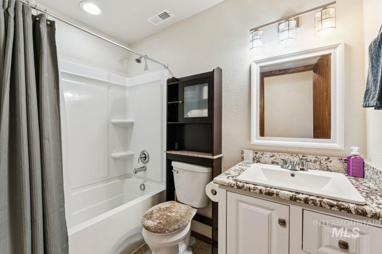 710 Keogh Ln, Caldwell, Idaho 83607, 4 Bedrooms, 3 Bathrooms, Residential For Sale, Price $989,000,MLS 98978355