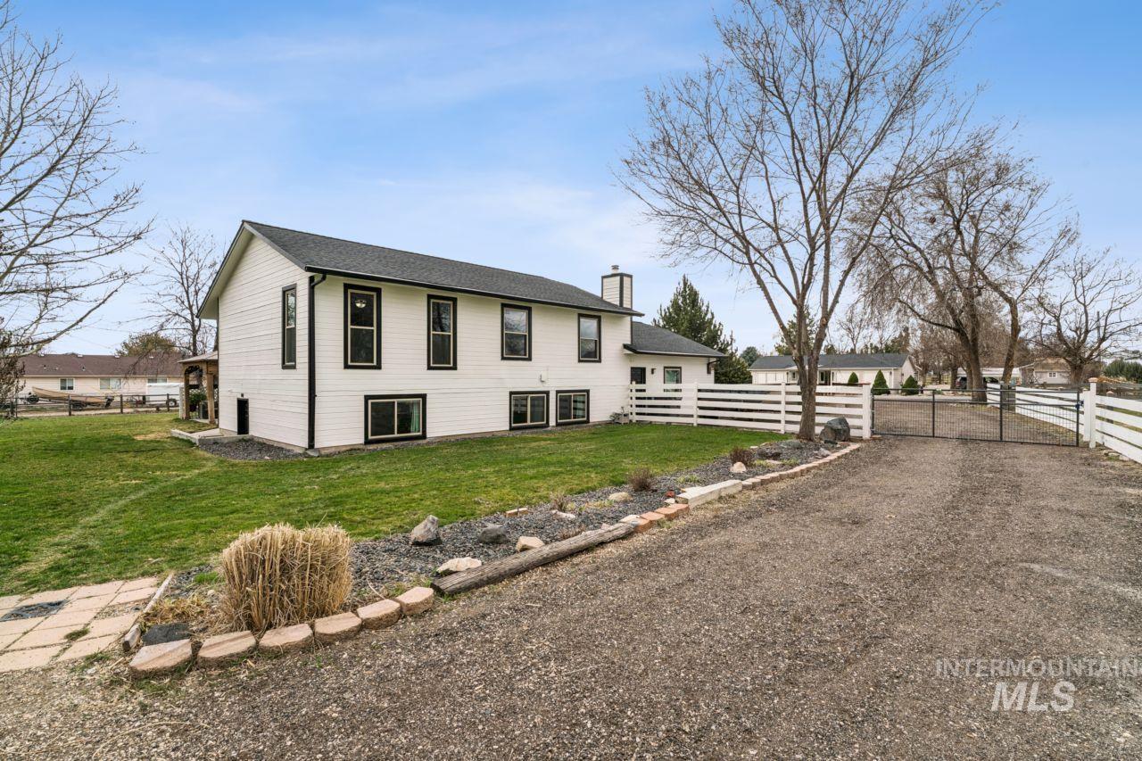 710 Keogh Ln, Caldwell, Idaho 83607, 4 Bedrooms, 3 Bathrooms, Residential For Sale, Price $989,000,MLS 98978355