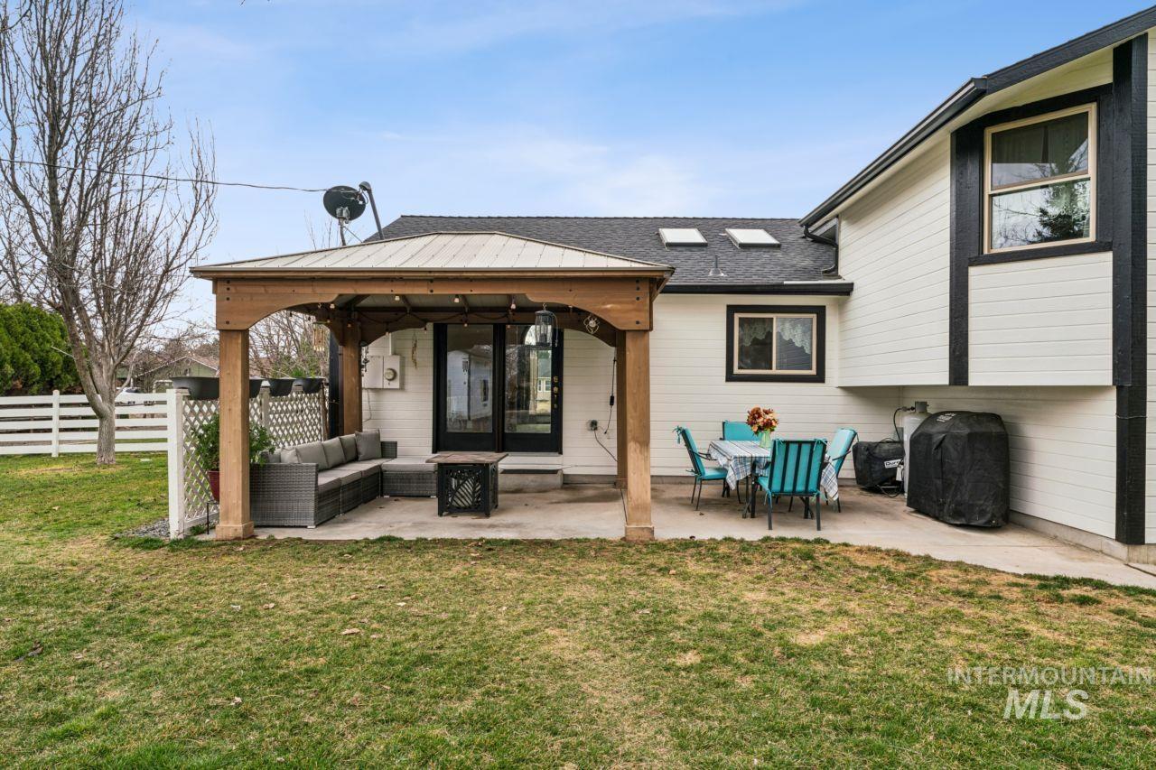 710 Keogh Ln, Caldwell, Idaho 83607, 4 Bedrooms, 3 Bathrooms, Residential For Sale, Price $979,000,MLS 98978355