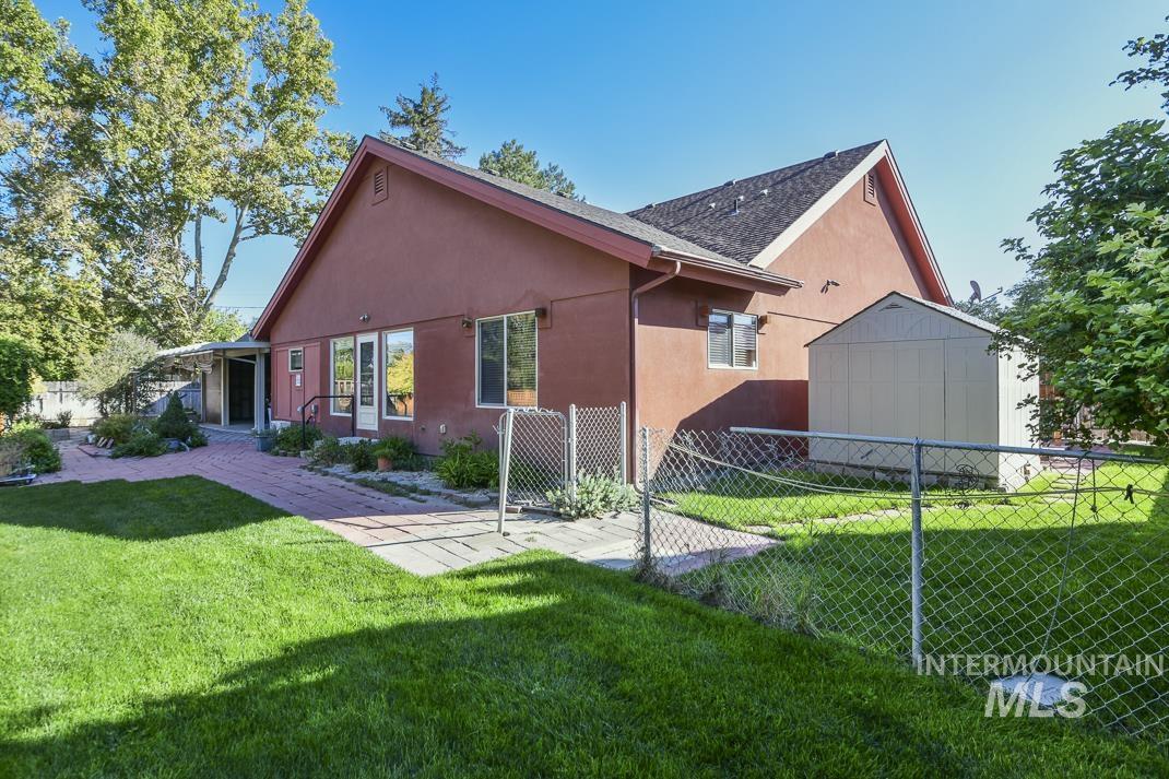 2214 Washington, Caldwell, Idaho 83605, 3 Bedrooms, 2.5 Bathrooms, Residential For Sale, Price $520,000,MLS 98978356