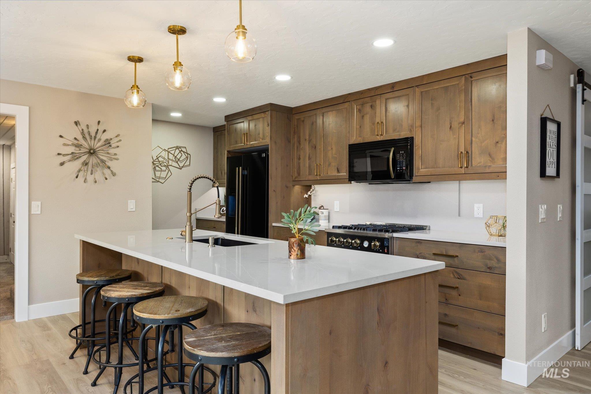 10118 W Hickory Ct, Boise, Idaho 83704, 4 Bedrooms, 3 Bathrooms, Residential For Sale, Price $694,700,MLS 98978357