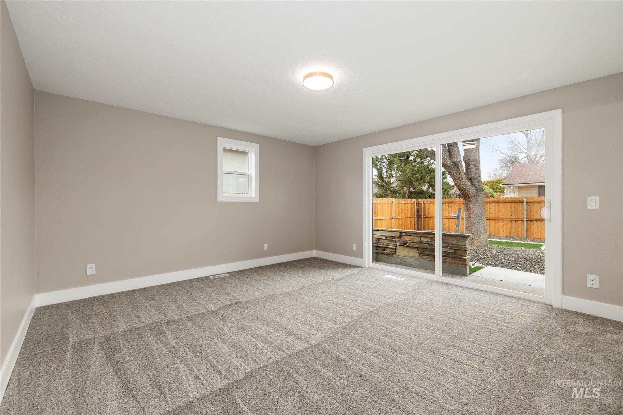 10118 W Hickory Ct, Boise, Idaho 83704, 4 Bedrooms, 3 Bathrooms, Residential For Sale, Price $694,700,MLS 98978357