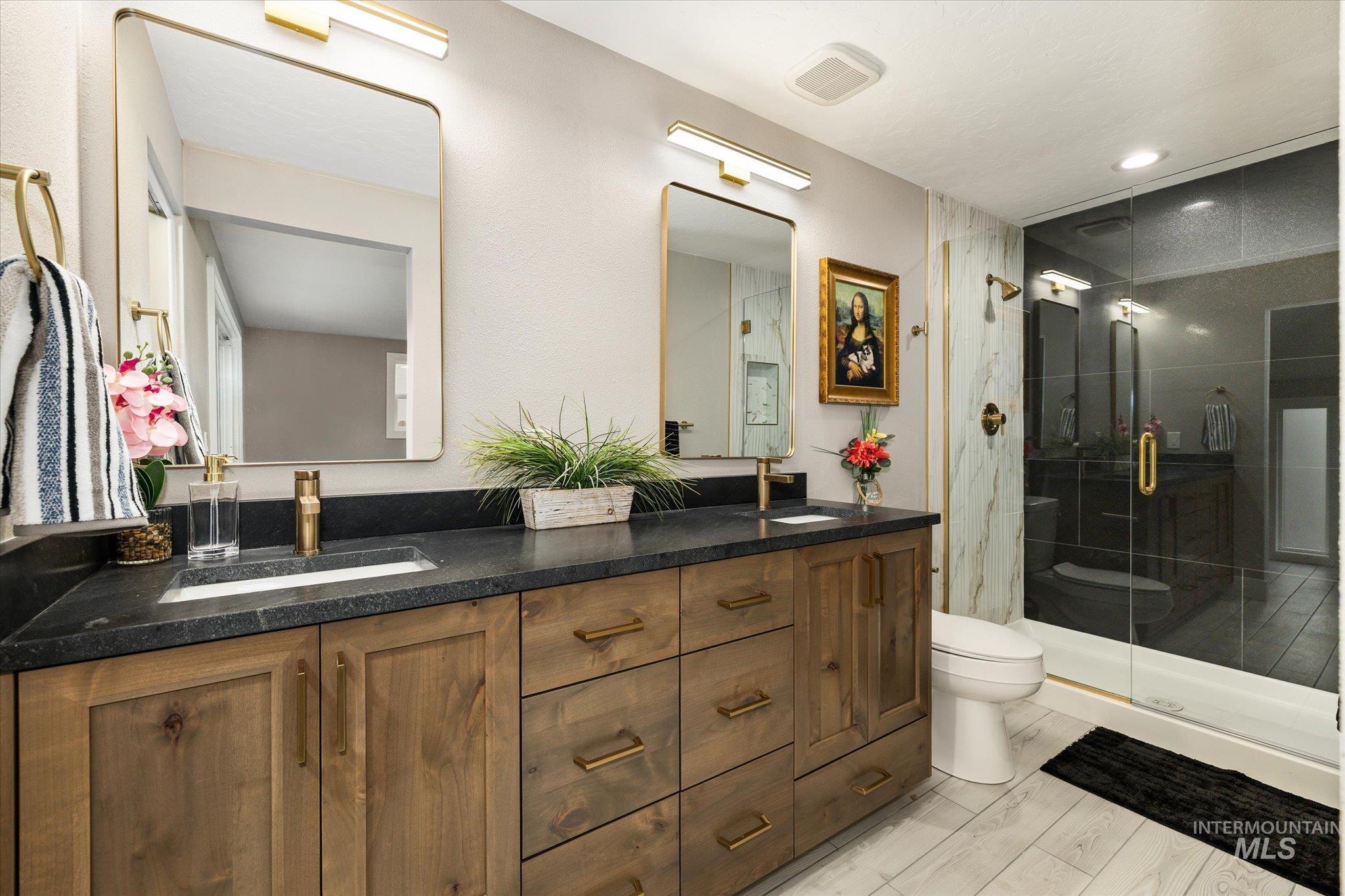 10118 W Hickory Ct, Boise, Idaho 83704, 4 Bedrooms, 3 Bathrooms, Residential For Sale, Price $694,700,MLS 98978357