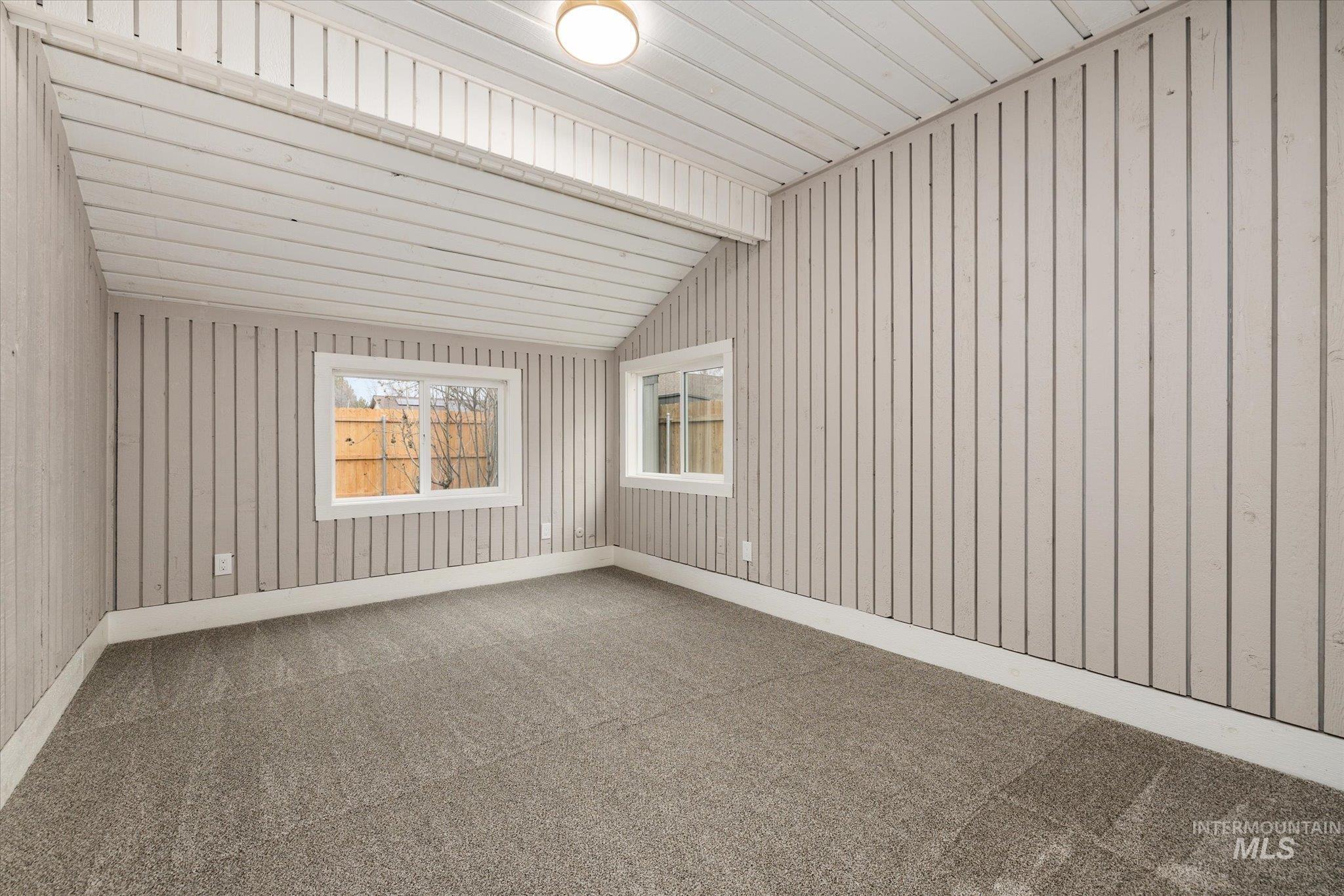 10118 W Hickory Ct, Boise, Idaho 83704, 4 Bedrooms, 3 Bathrooms, Residential For Sale, Price $694,700,MLS 98978357