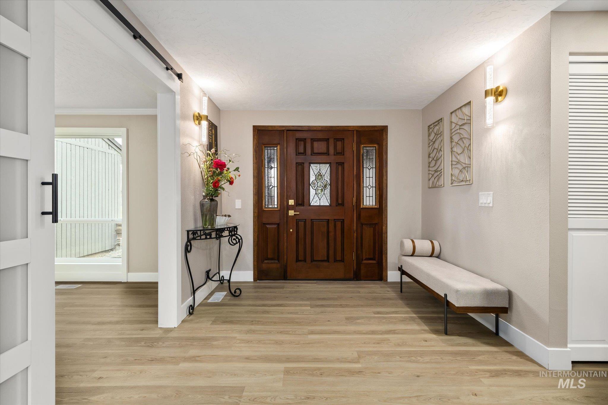 10118 W Hickory Ct, Boise, Idaho 83704, 4 Bedrooms, 3 Bathrooms, Residential For Sale, Price $694,700,MLS 98978357