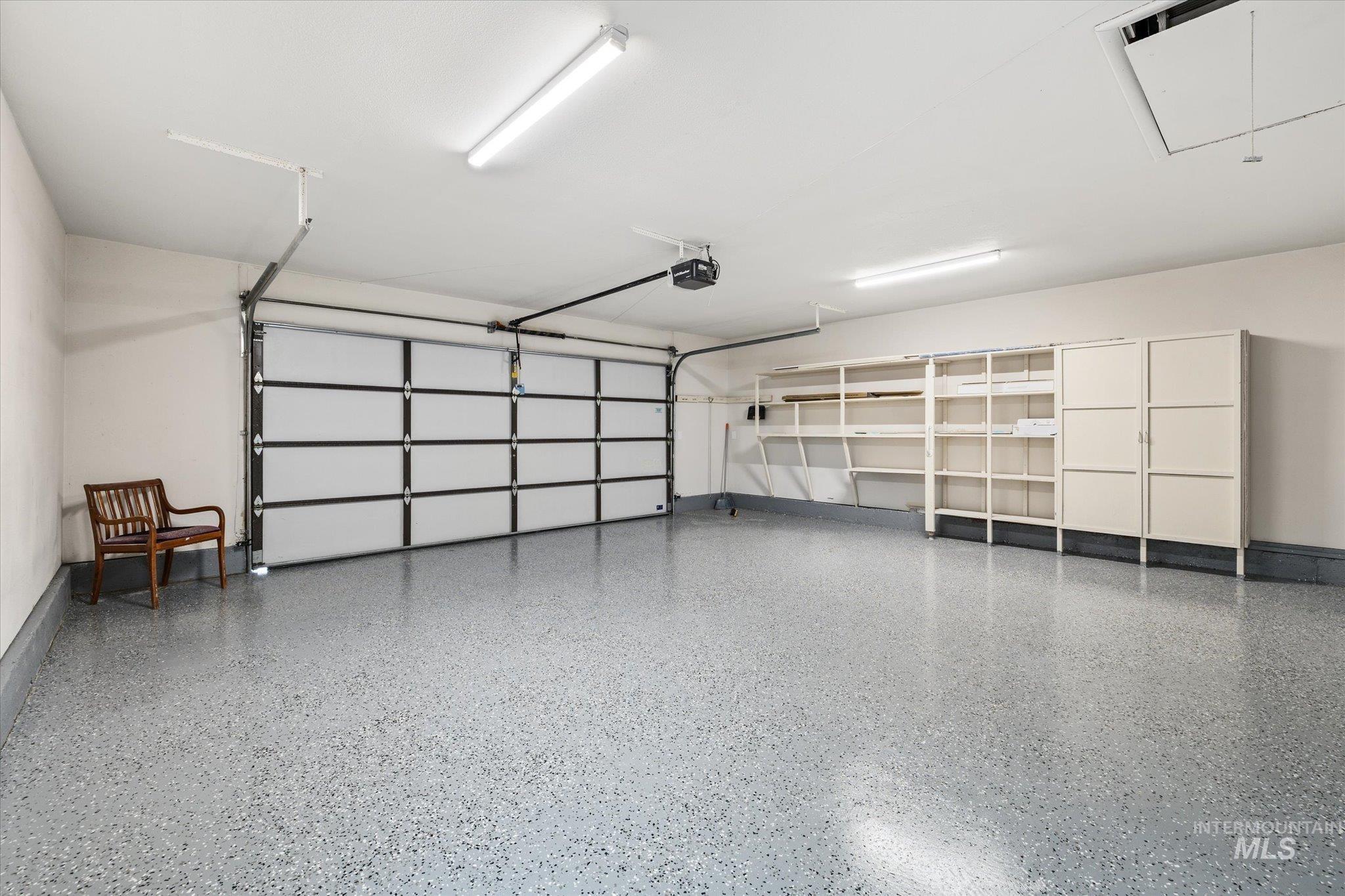 10118 W Hickory Ct, Boise, Idaho 83704, 4 Bedrooms, 3 Bathrooms, Residential For Sale, Price $694,700,MLS 98978357