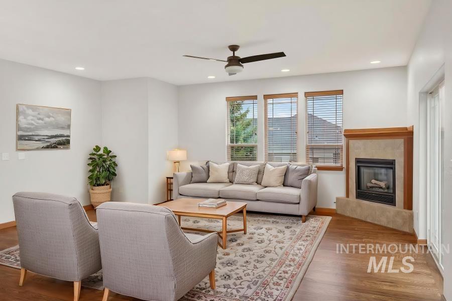 2309 Cambridge Ct., Moscow, Idaho 83843, 5 Bedrooms, 3 Bathrooms, Residential For Sale, Price $795,000,MLS 98978358