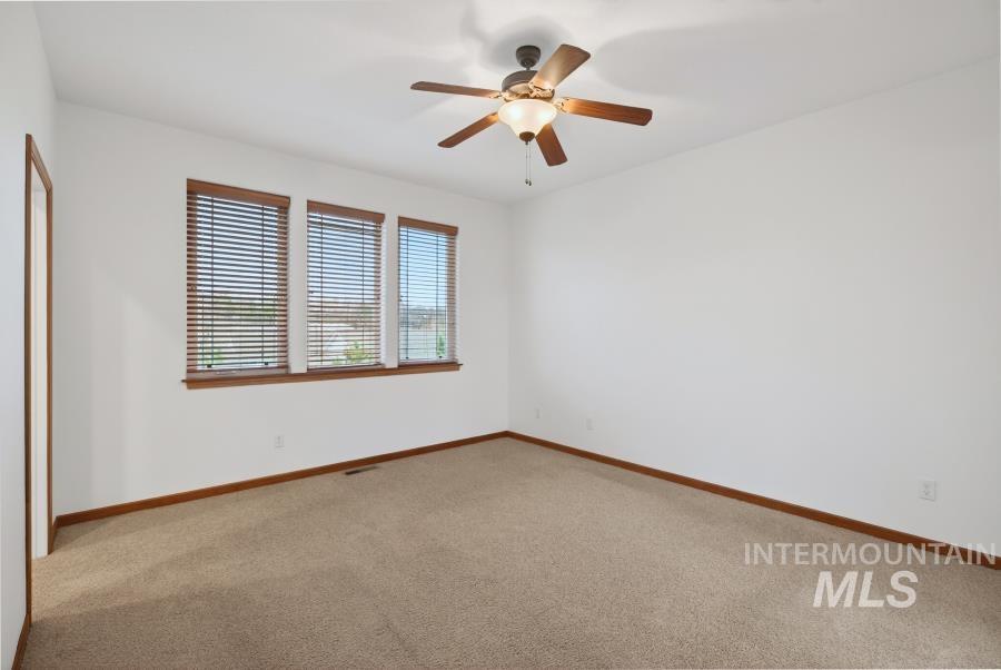 2309 Cambridge Ct., Moscow, Idaho 83843, 5 Bedrooms, 3 Bathrooms, Residential For Sale, Price $795,000,MLS 98978358