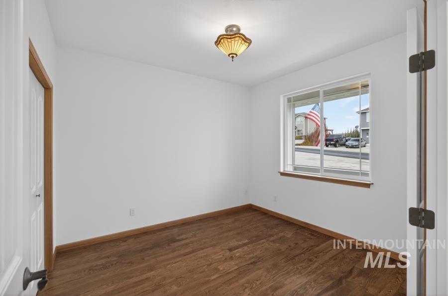 2309 Cambridge Ct., Moscow, Idaho 83843, 5 Bedrooms, 3 Bathrooms, Residential For Sale, Price $795,000,MLS 98978358